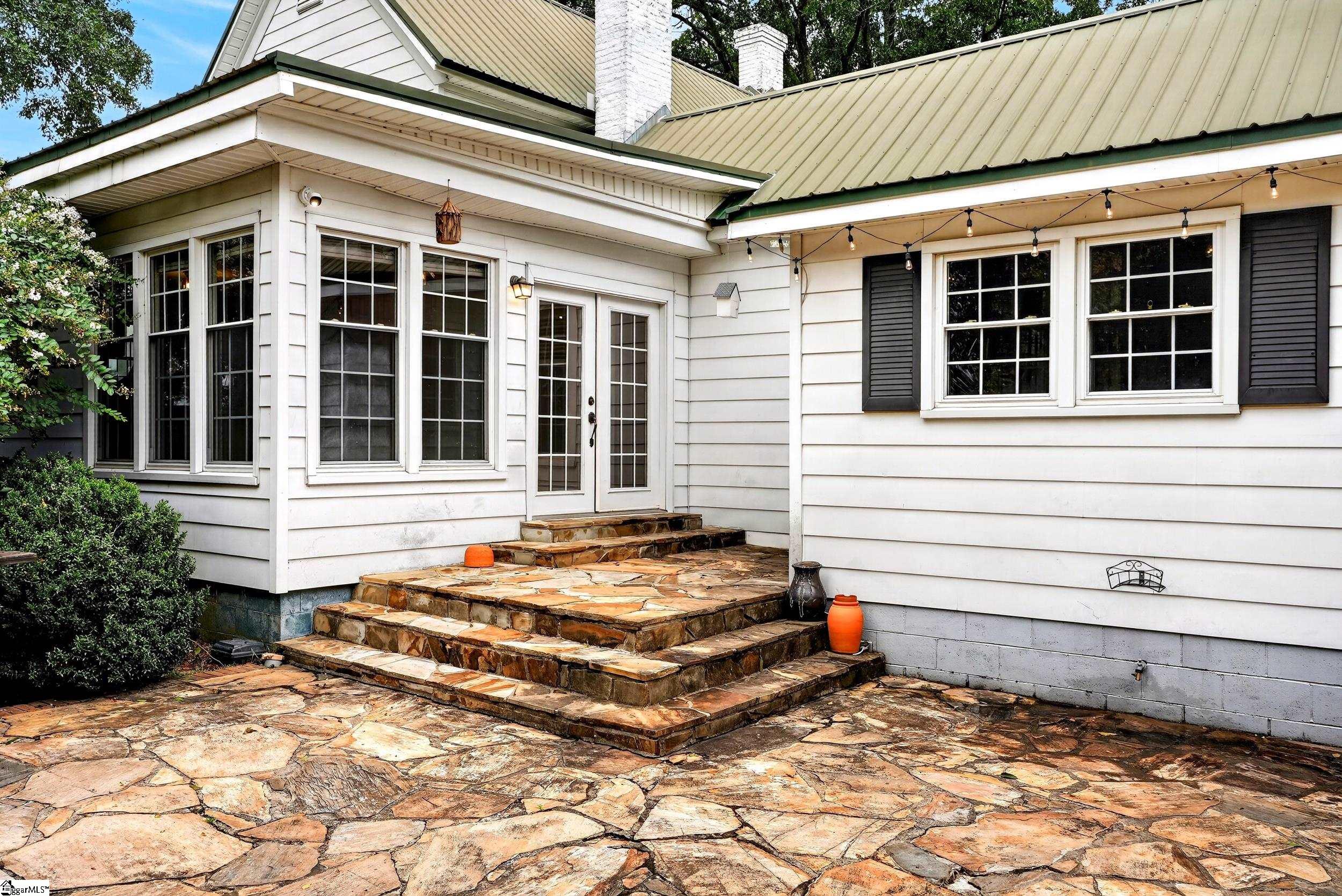 1710 Scuffletown Road, Fountain Inn SC 29644