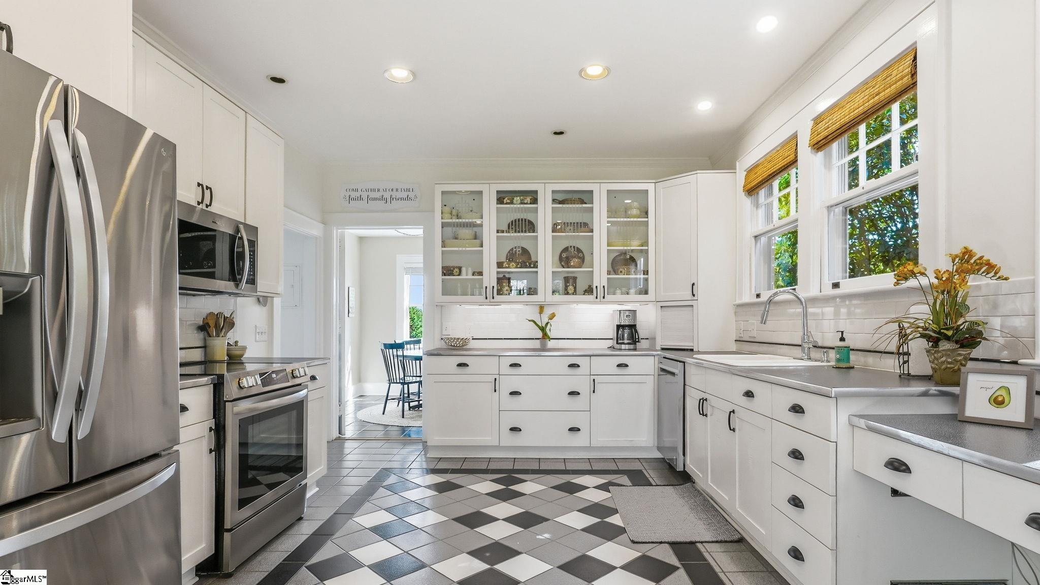 151 Buist Avenue, Greenville SC 29609-4601