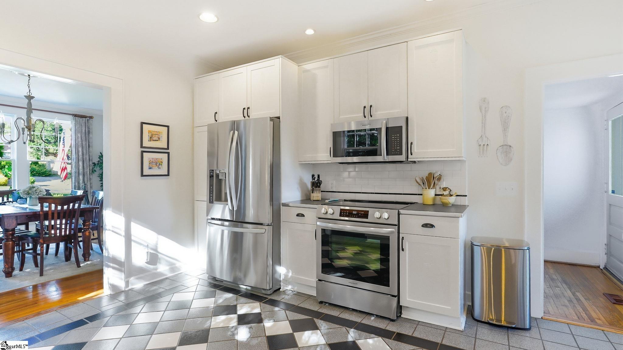 151 Buist Avenue, Greenville SC 29609-4601