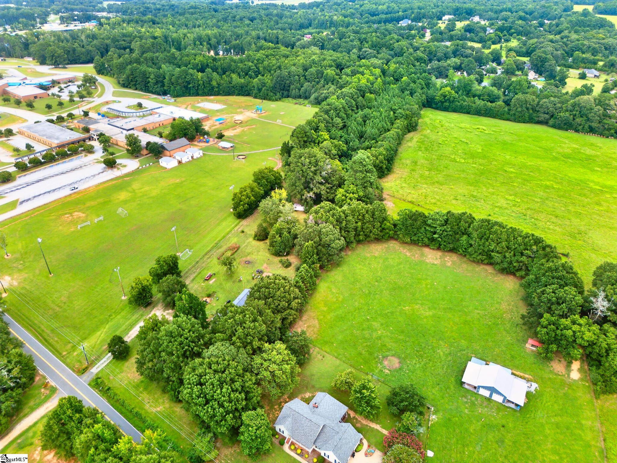 2nd image of 216 Roper Rd, Piedmont, SC 29673 | MLS# 1602008