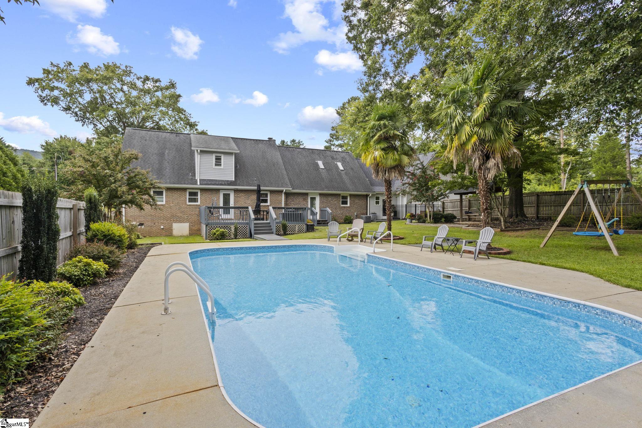 15 Morningdale Drive