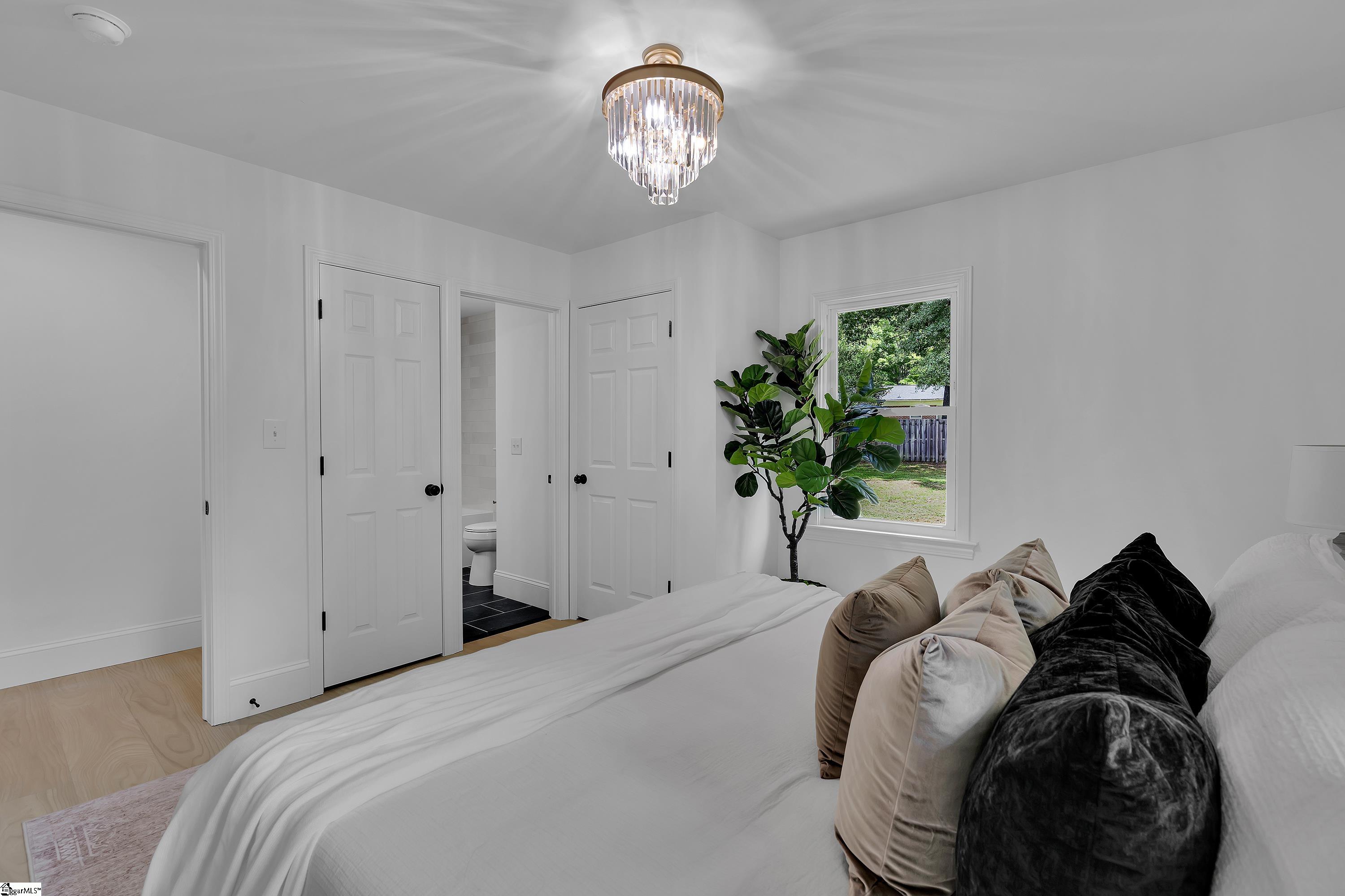 12 Brewster Drive, Taylors SC 29687
