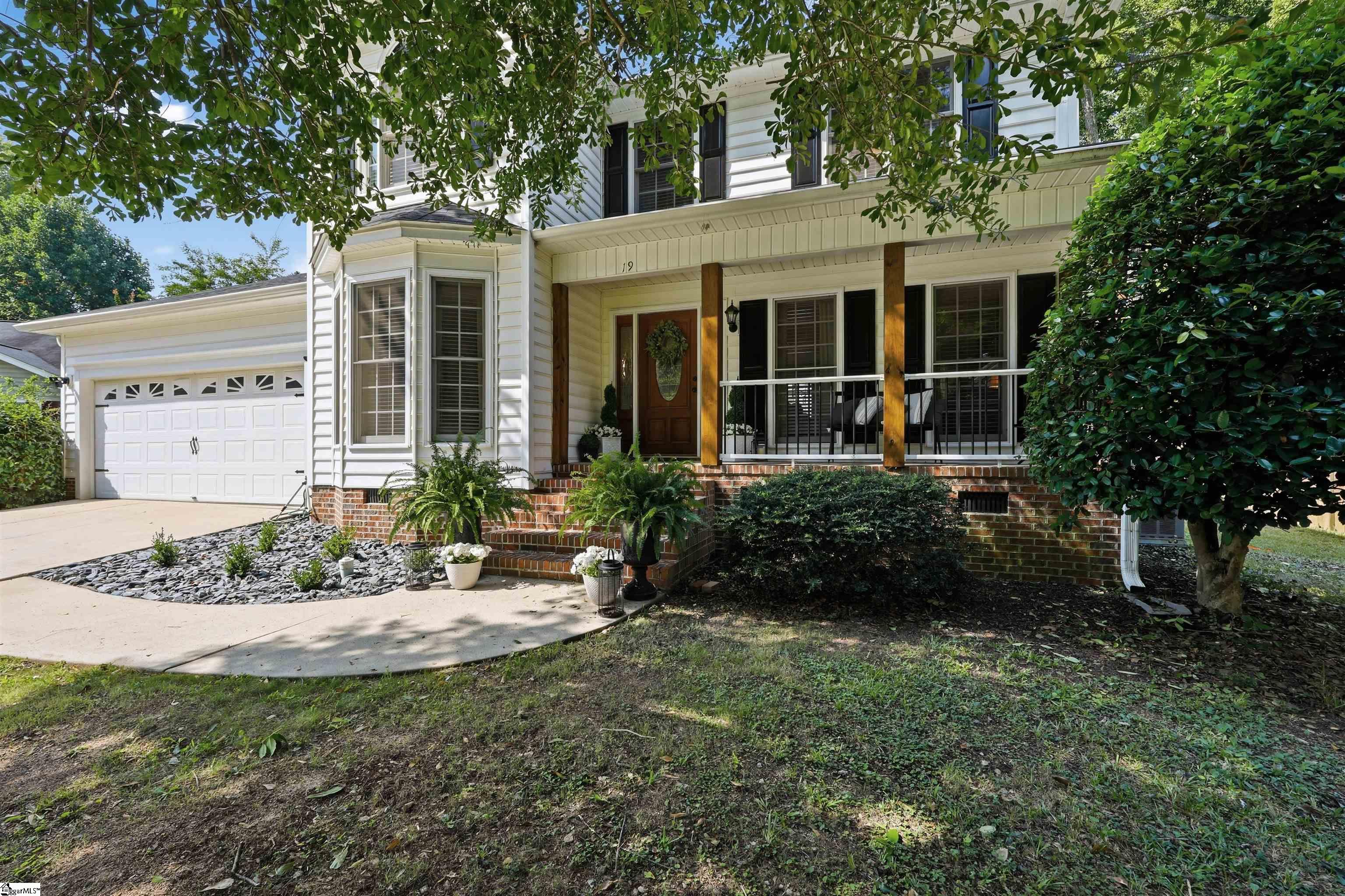 19 Chantilly Rue Court