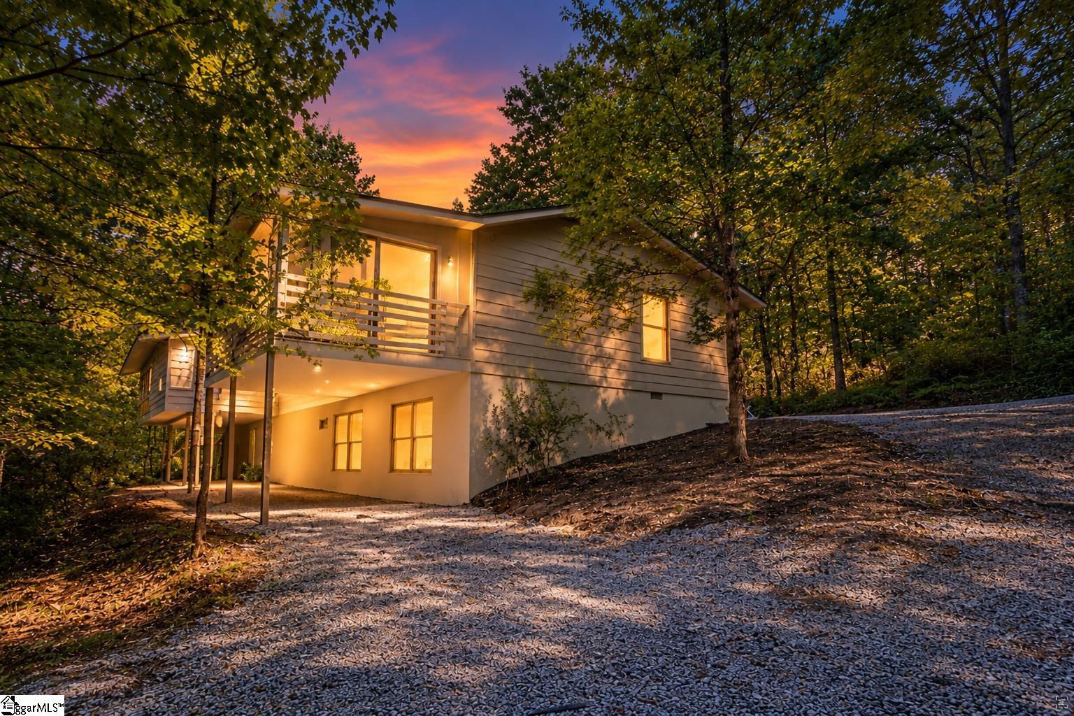 Single family home for sale at 215 Hearthstone Ridge Rd Rd, Landrum, SC 29356 | MLS# 1602354