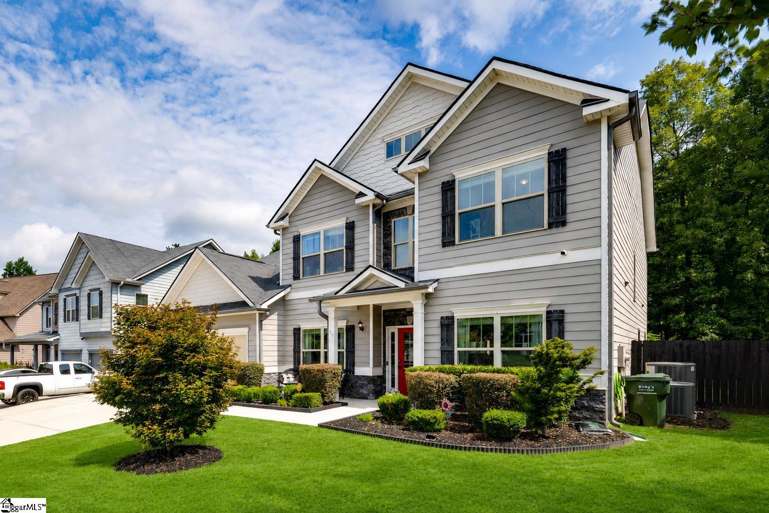 Photo 3 of Single family home for sale at 95 Grand River Ln, Simpsonville, SC 29681 | MLS# 1602388 | Listing updated on 2026-09-15