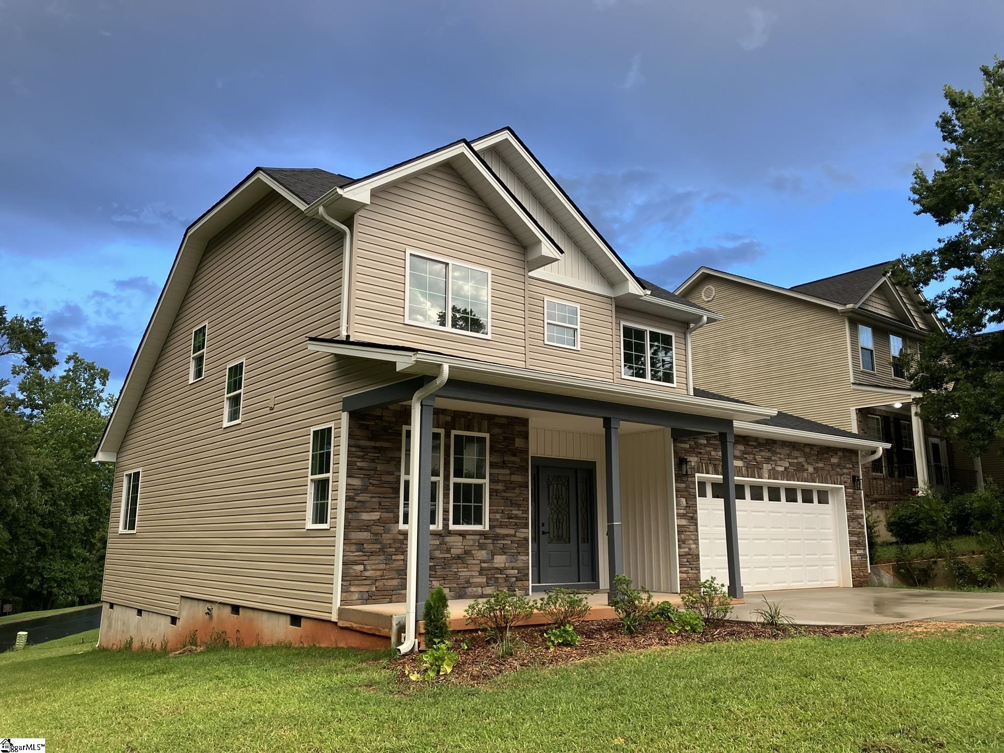 405 Landstone Terrace