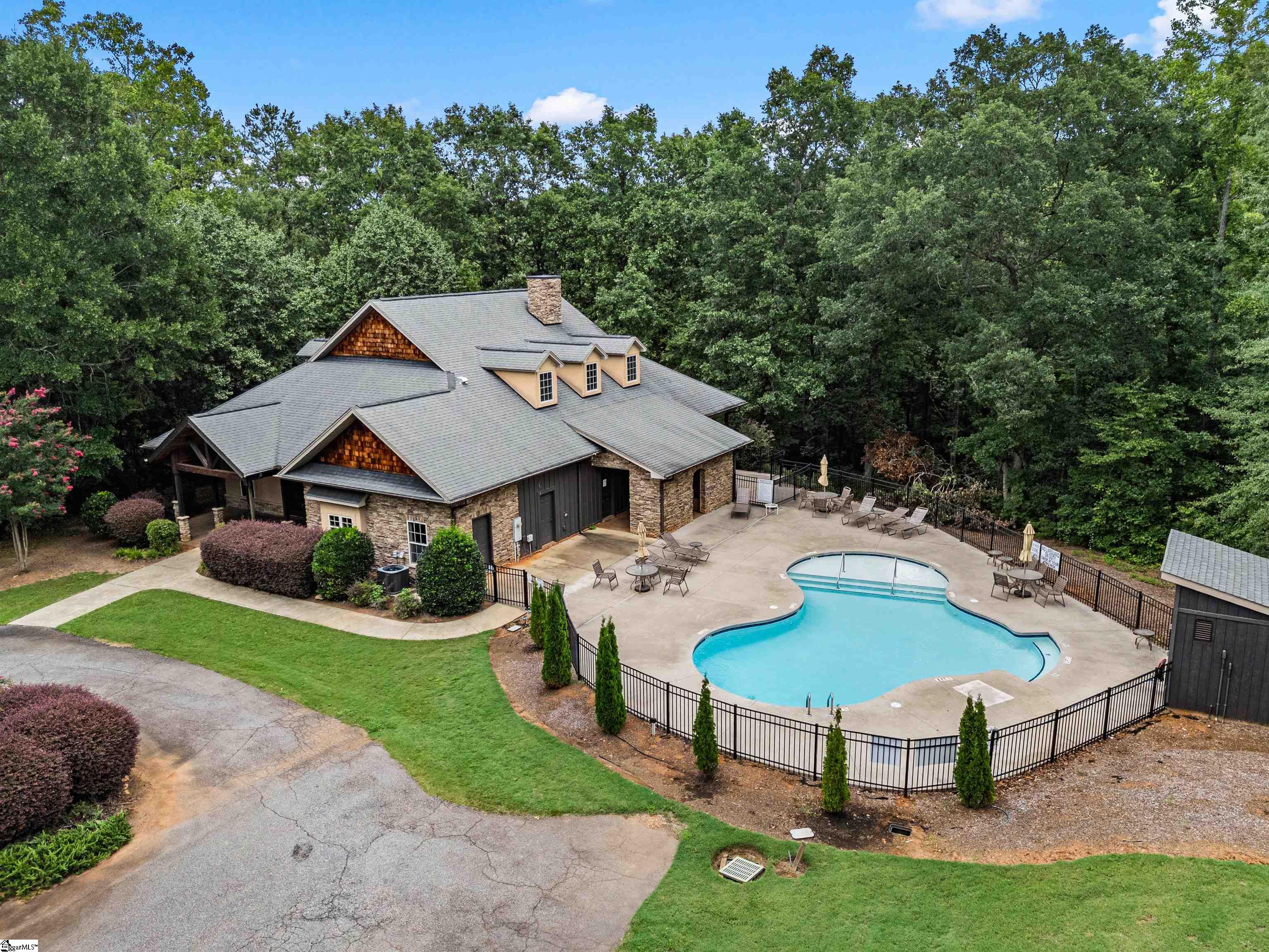Photo 2 of Single family home for sale at 615 Mica Ln, Chesnee, SC 29323 | MLS# 1602465 | Listing updated on 2026-09-17