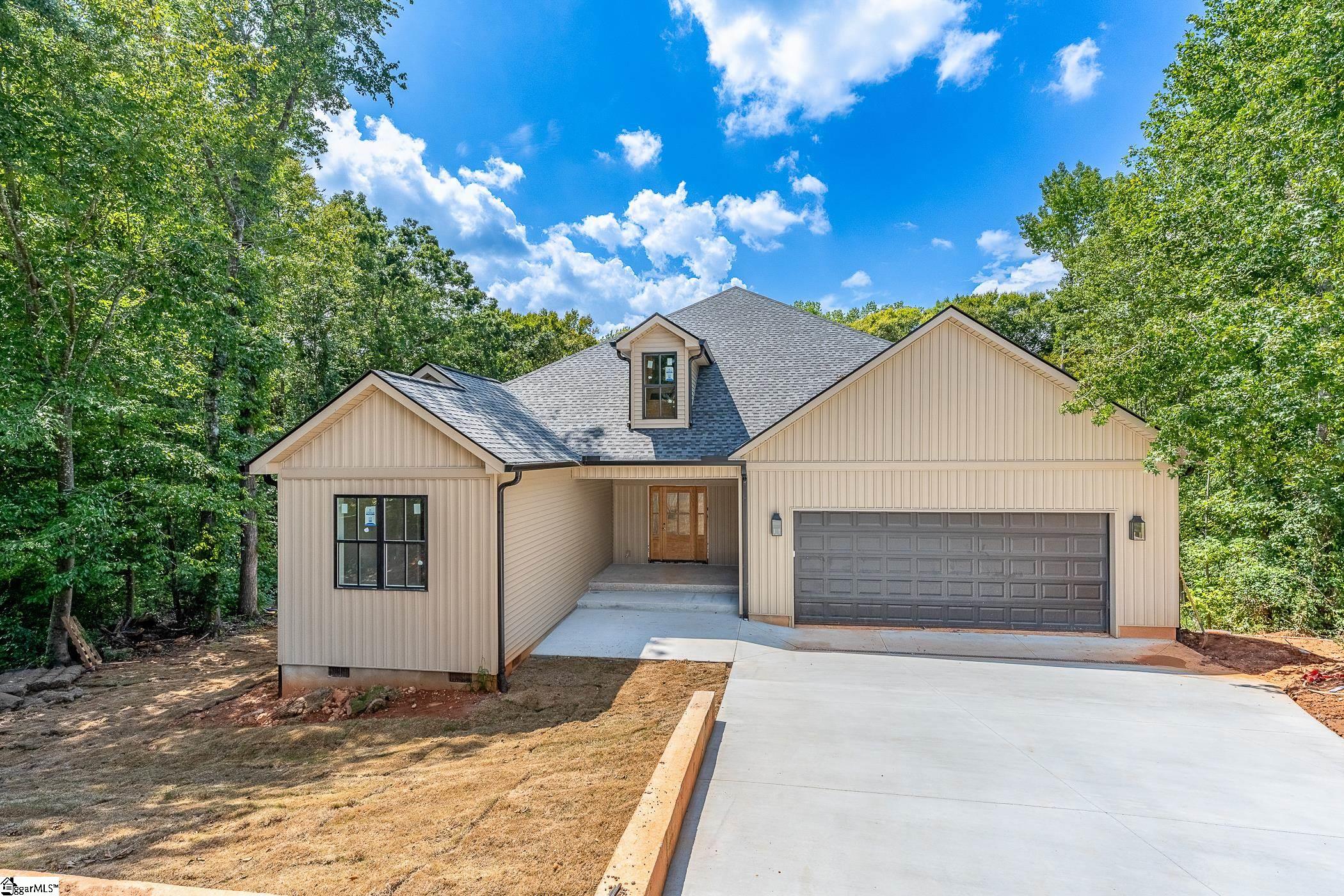 221 Saddle Creek Court, Greer, SC image