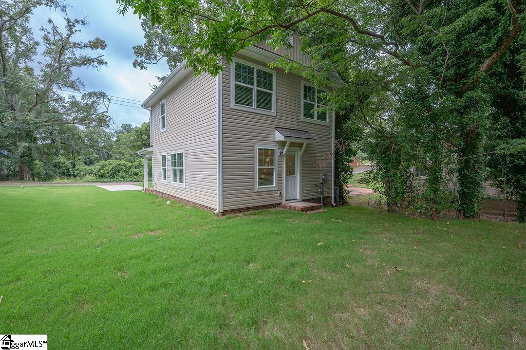 674 Saxon Avenue