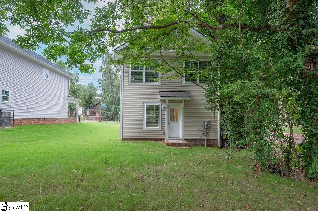 674 Saxon Avenue