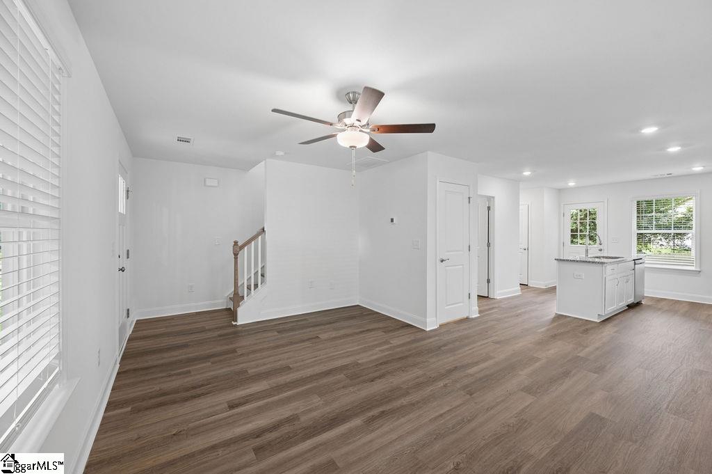 672 Saxon Avenue