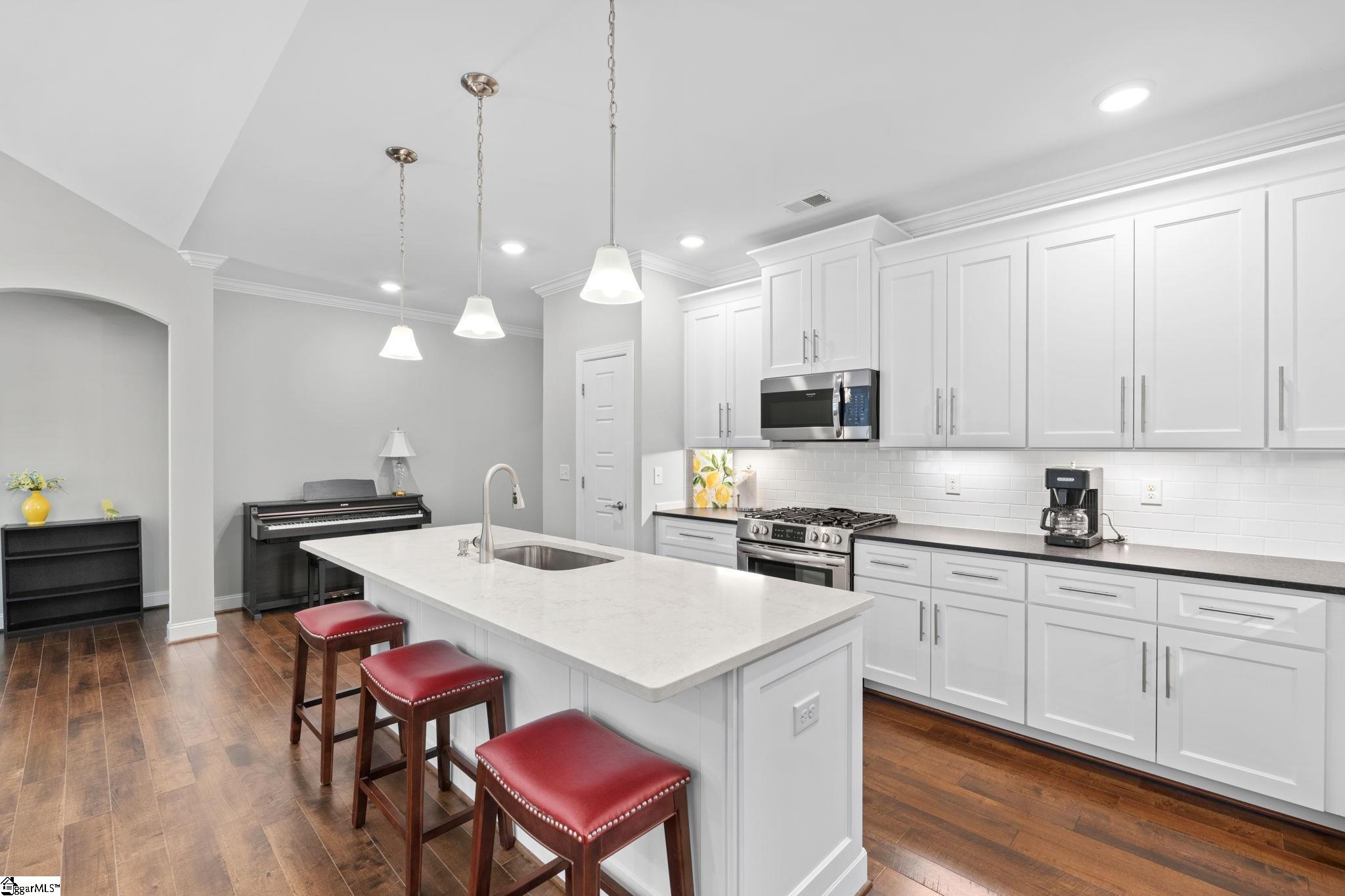 104 Mayfly Way