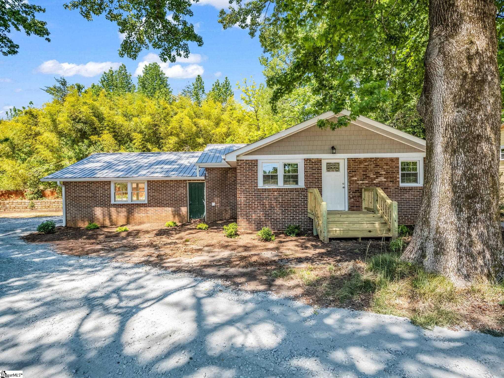 5923 N Highway 14, Landrum SC 29356