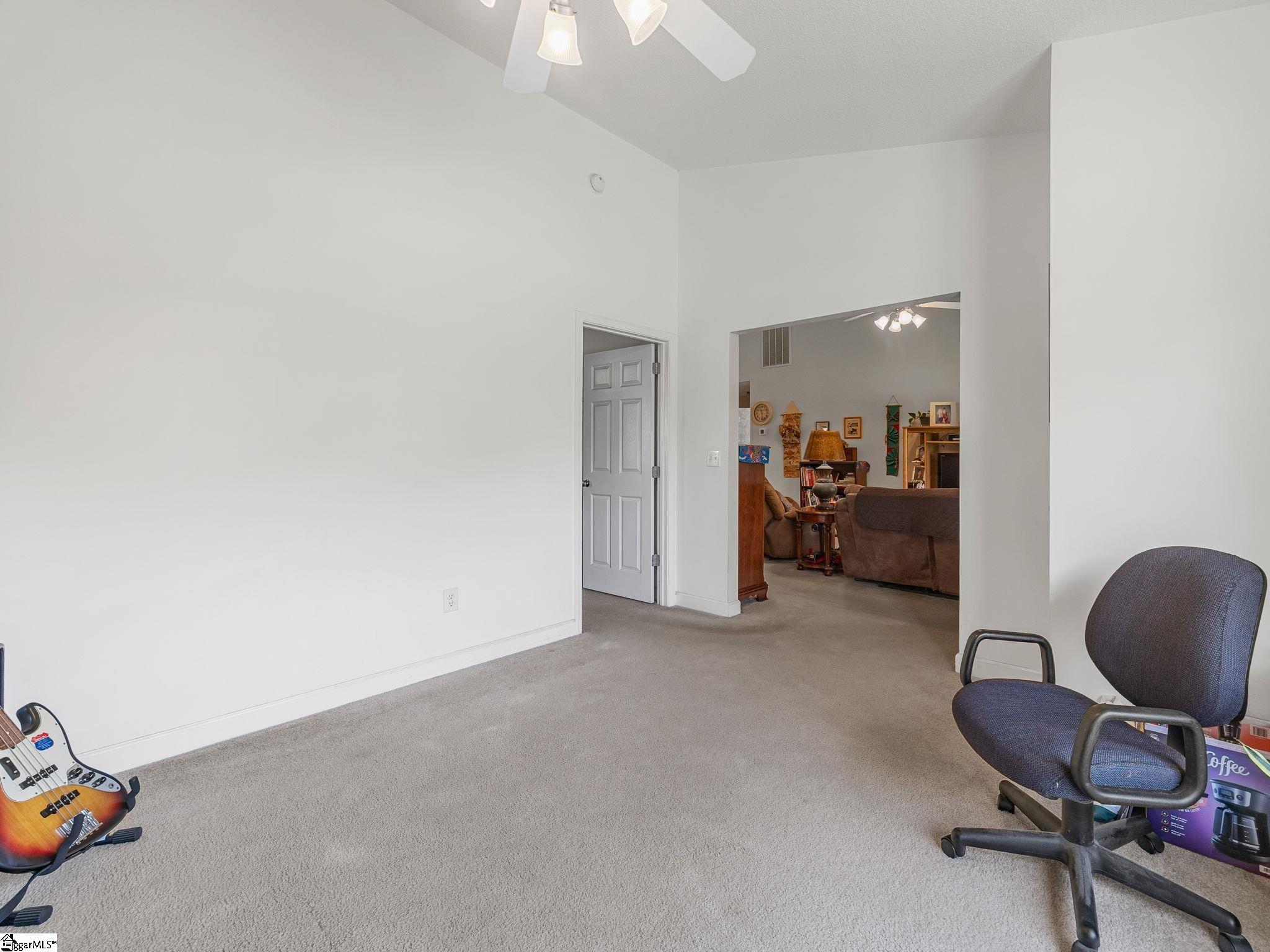 207 Gibbs Road, Wellford SC 29385
