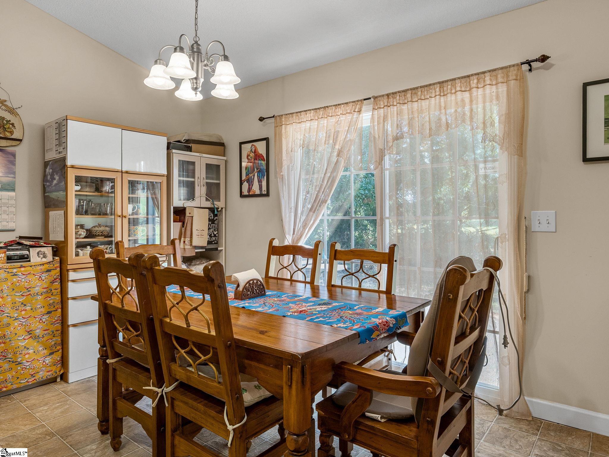 207 Gibbs Road, Wellford SC 29385
