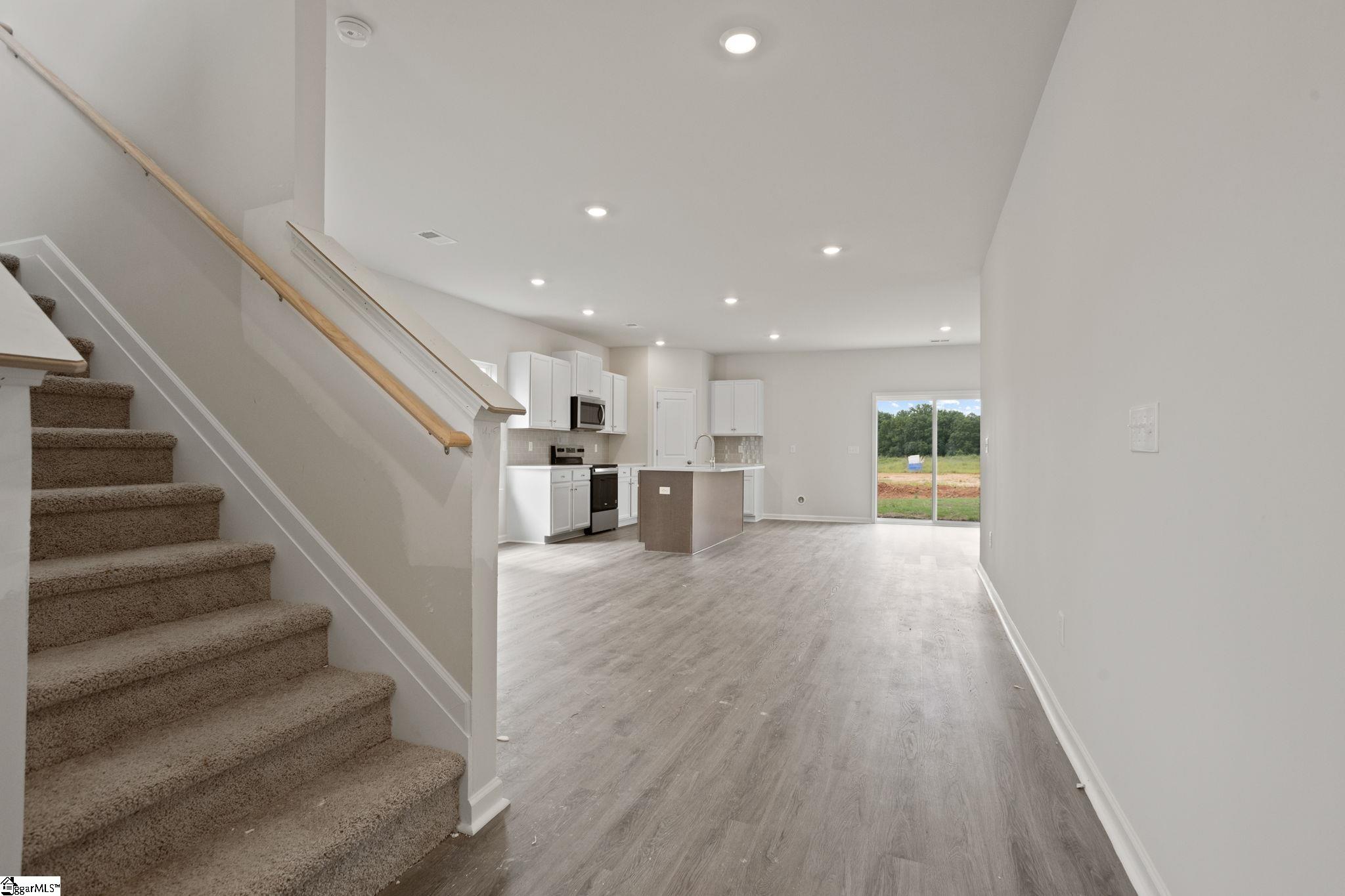 Photo 2 of Single family home for sale at 202 Spring Knoll Way, Fountain Inn, SC 29644 | MLS# 1602820 | Listing updated on 2026-09-16