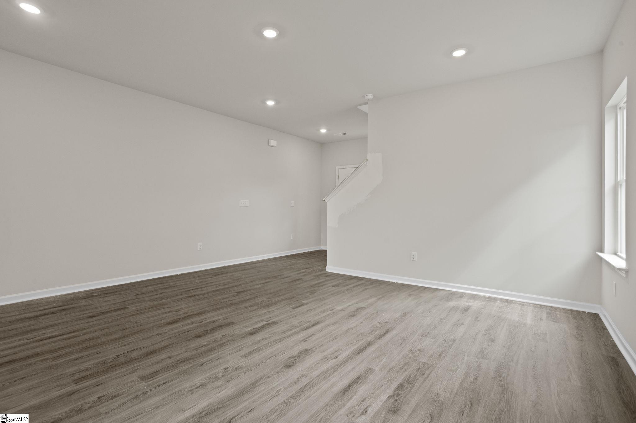 Photo 4 of Single family home for sale at 202 Spring Knoll Way, Fountain Inn, SC 29644 | MLS# 1602820 | Listing updated on 2026-09-16