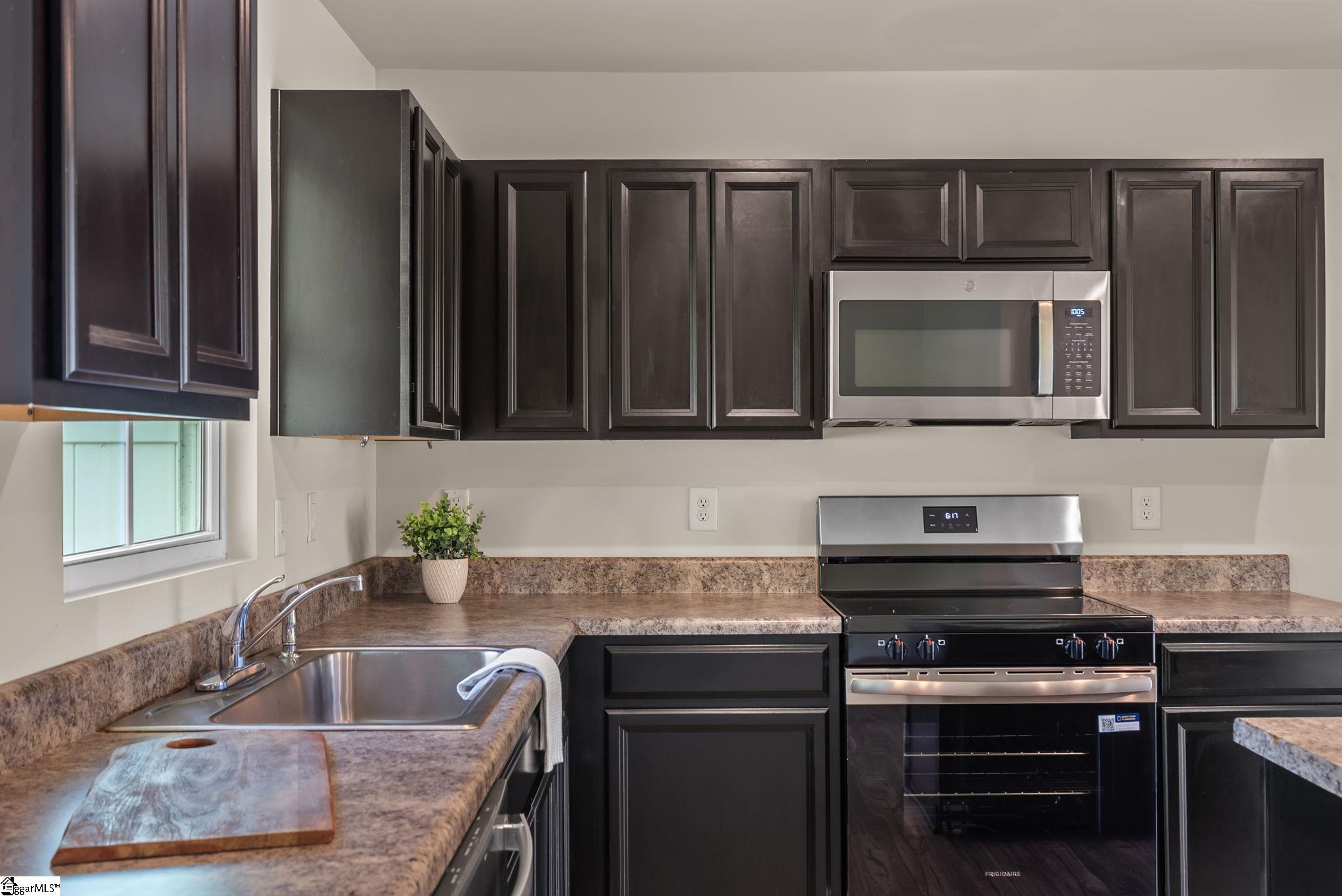 545 Hampton Townes Drive, Greenville SC 29617