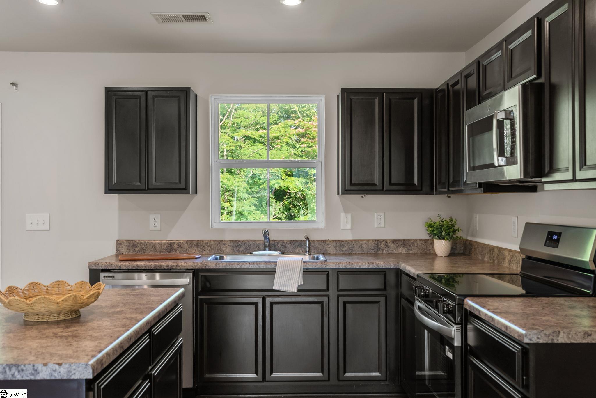 545 Hampton Townes Drive, Greenville SC 29617