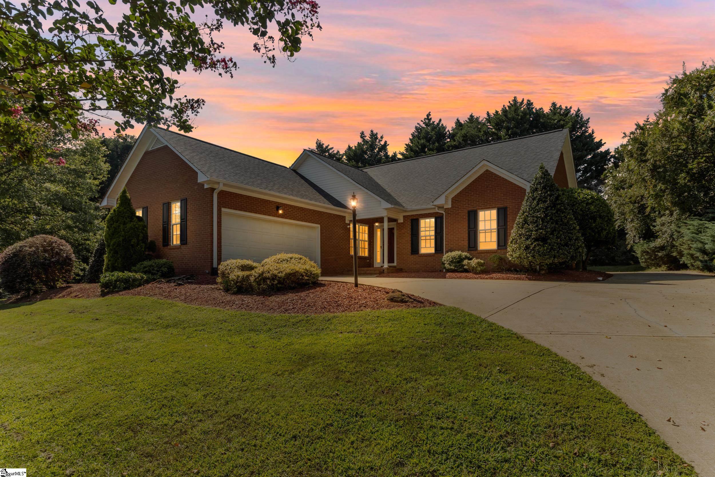 Photo 1 of Single family home for sale at 530 S Pond View Dr, Duncan, SC 29334 | MLS# 1602964 | Listing updated on 2026-09-04