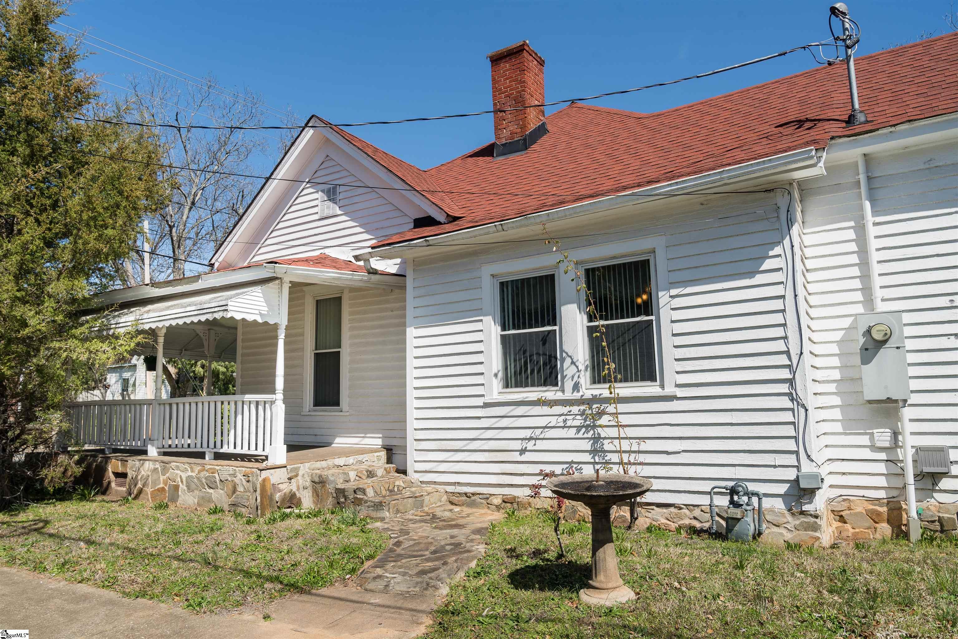 Photo 2 of Single family home for sale at 5300 S Main St, Cowpens, SC 29330 | MLS# 1602993 | Listing updated on 2026-09-04