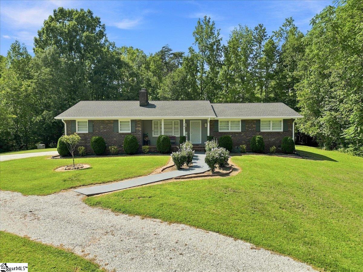 Photo 1 of Single family home for sale at 161 Moore Rd, Spartanburg, SC 29302 | MLS# 1603021 | Listing updated on 2026-09-05