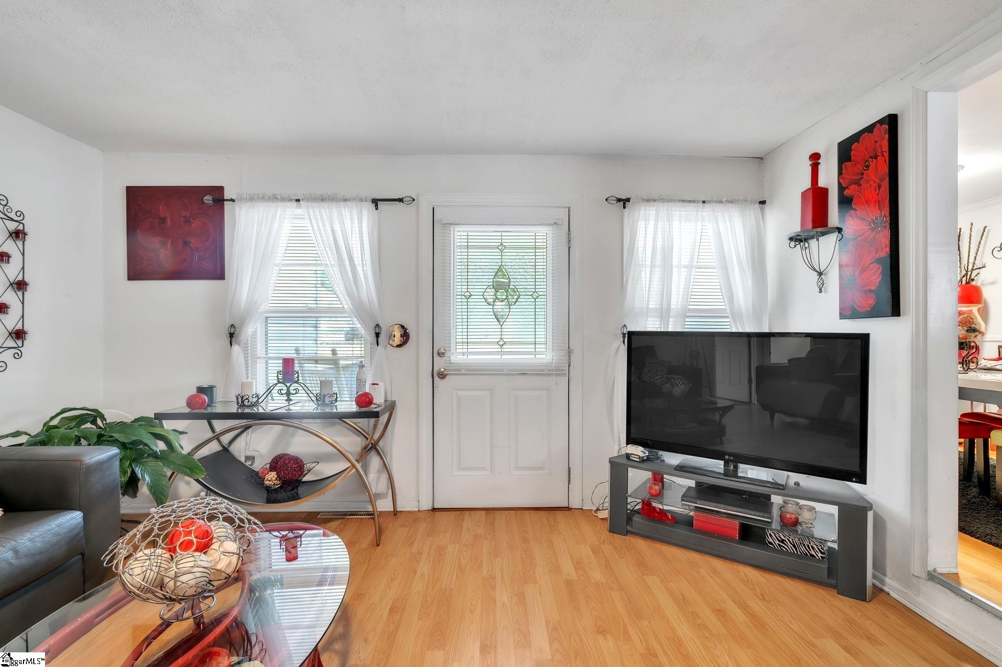 2127 Hellams Road