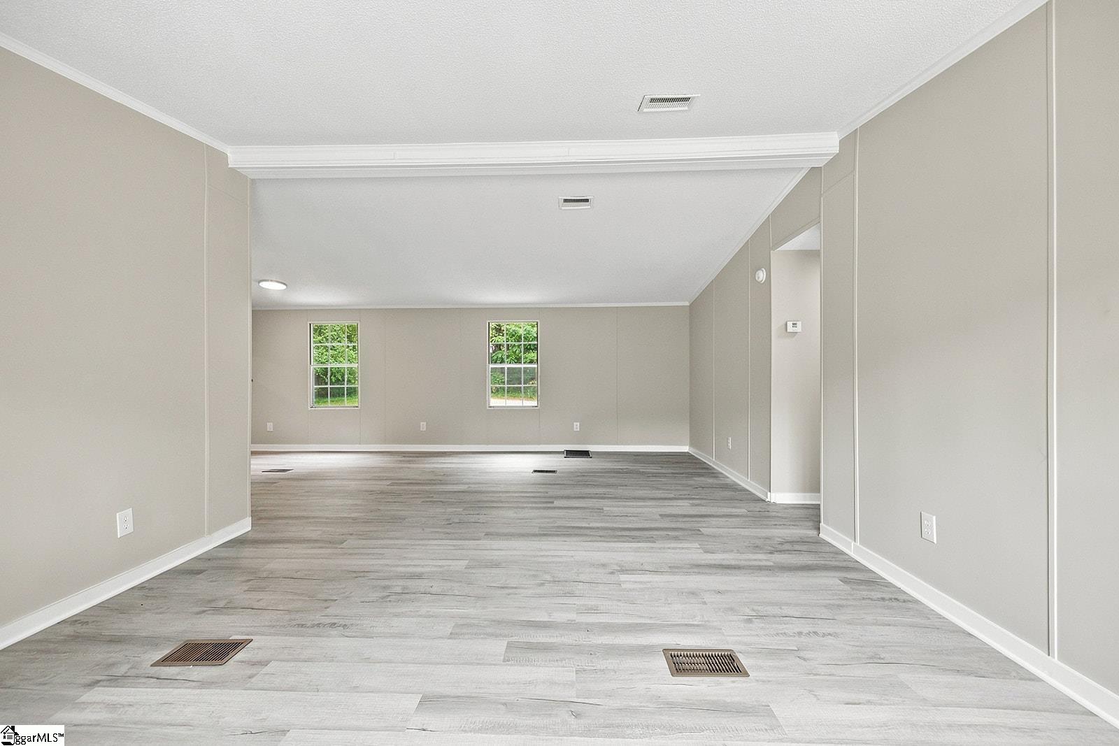 213 Old River Road