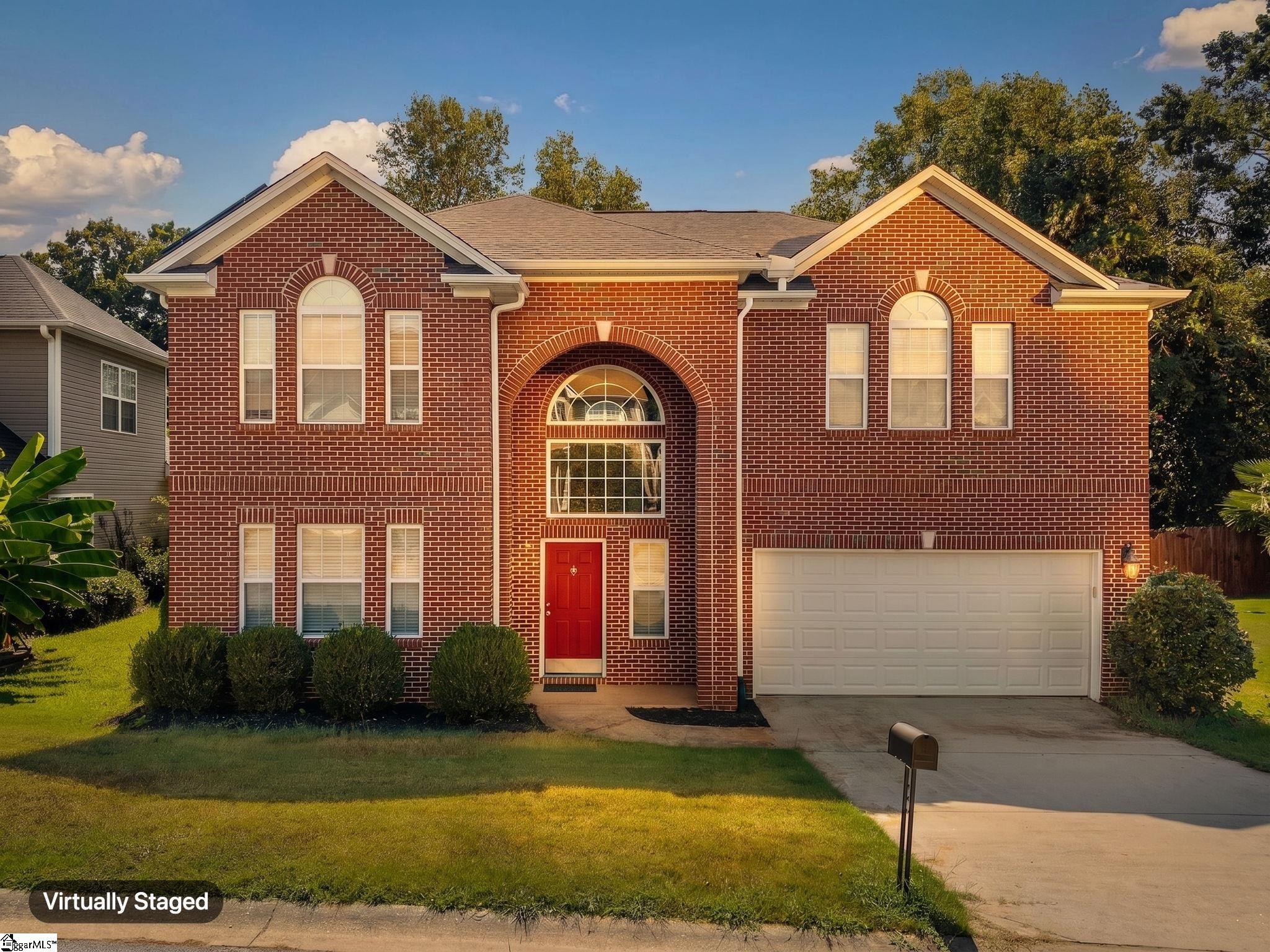 Photo 1 of Single family home for sale at 111 Roberts Hl Dr, Taylors, SC 29687 | MLS# 1603343 | Listing updated on 2026-09-16