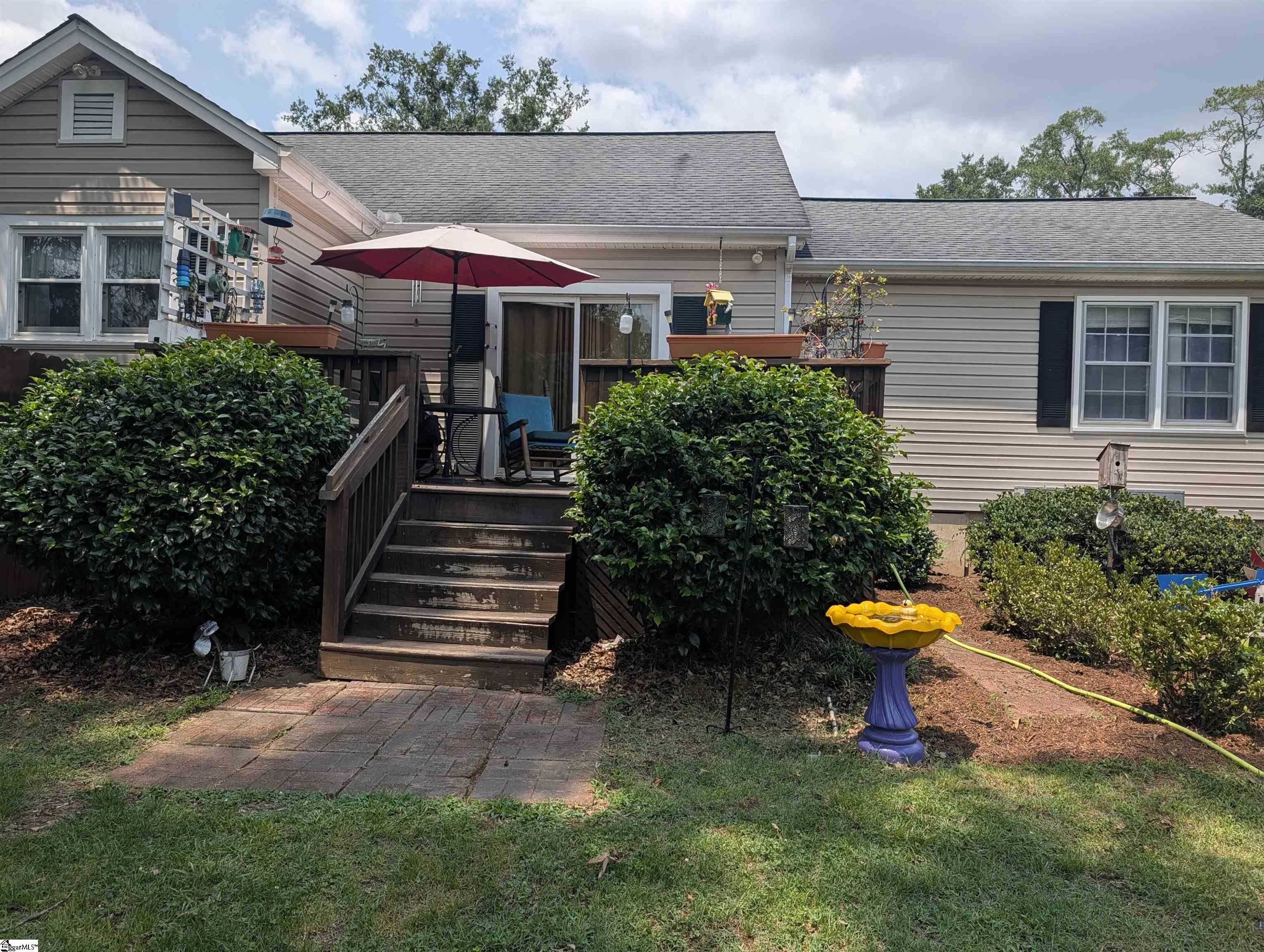 302 Caldwell Street, Campobello SC 29322