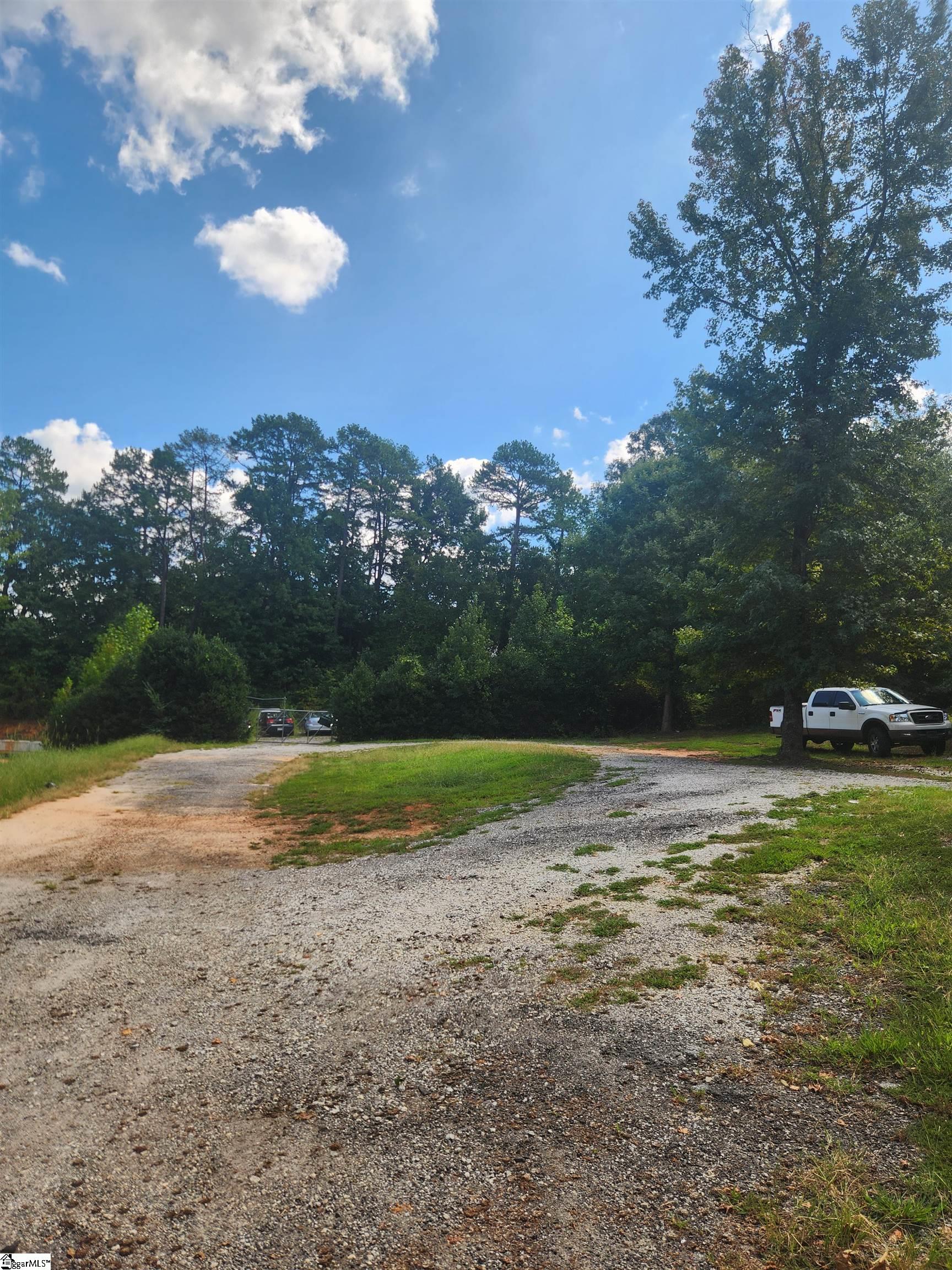 14B Walnut Lane