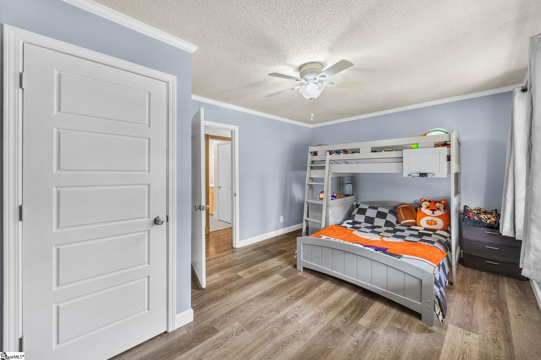 Photo 2 of Single family home for sale at 5 Mcgill Rd, Taylors, SC 29687 | MLS# 1603634 | Listing updated on 2026-09-18