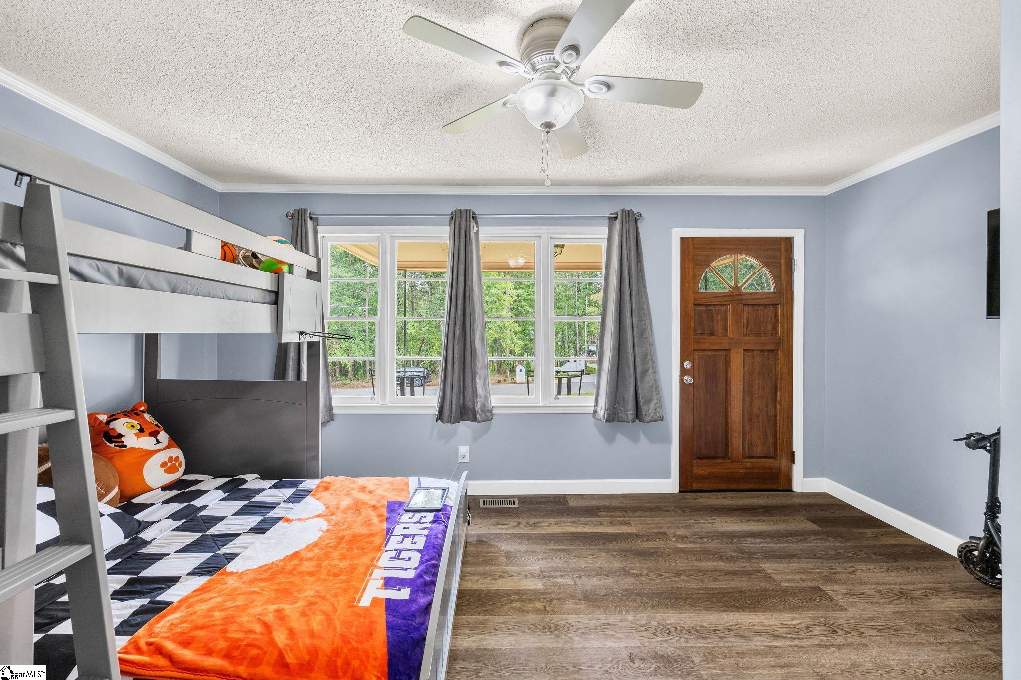 Photo 3 of Single family home for sale at 5 Mcgill Rd, Taylors, SC 29687 | MLS# 1603634 | Listing updated on 2026-09-18