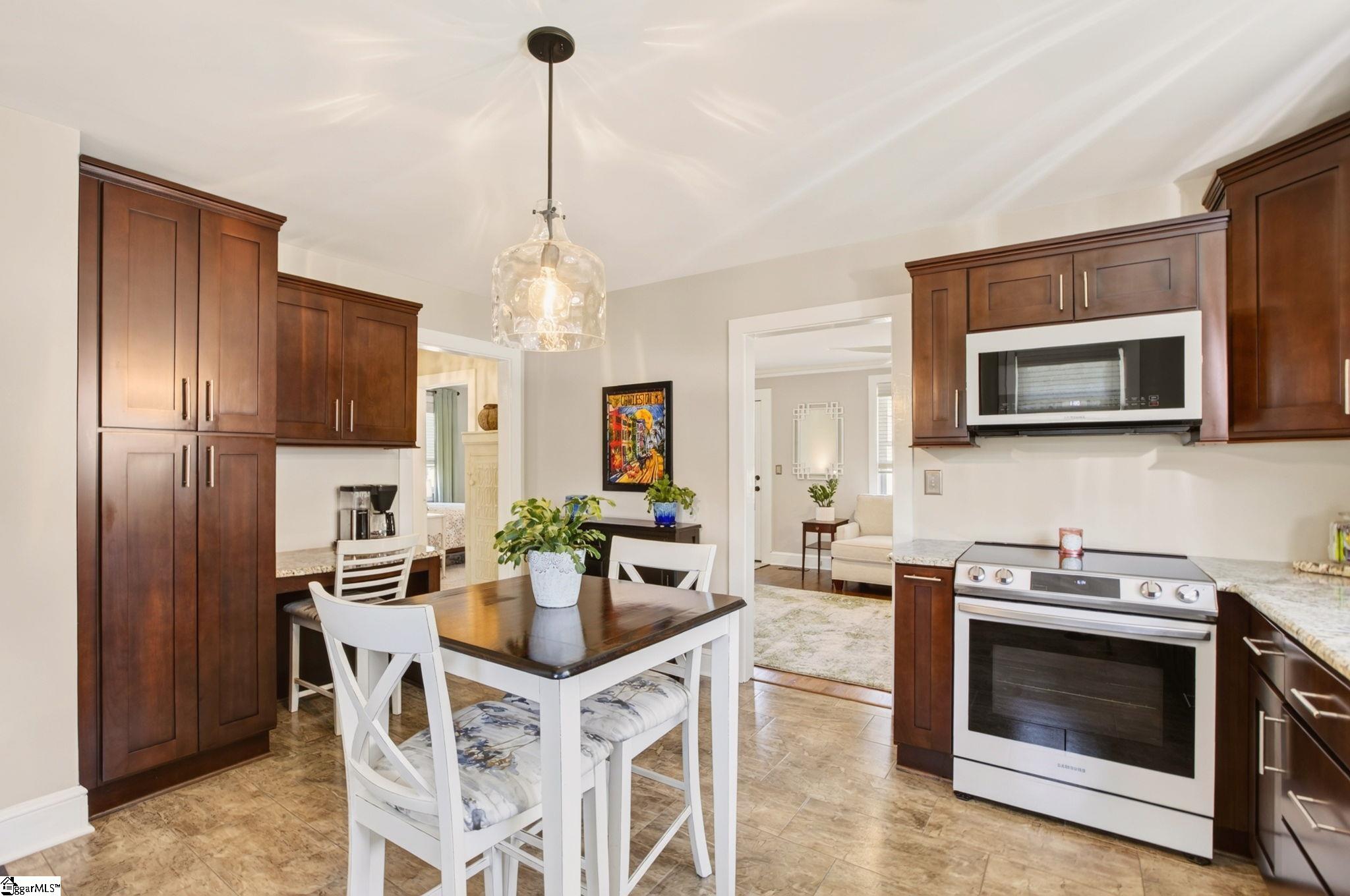 301 Carolina Avenue, Greer SC 29650-0000