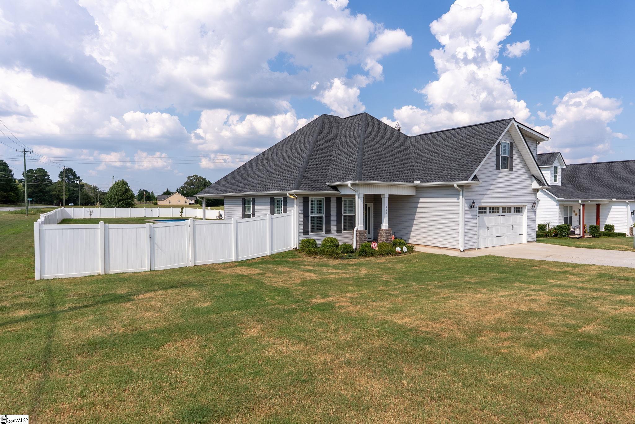 101 Carolina Drive, Piedmont SC 29673