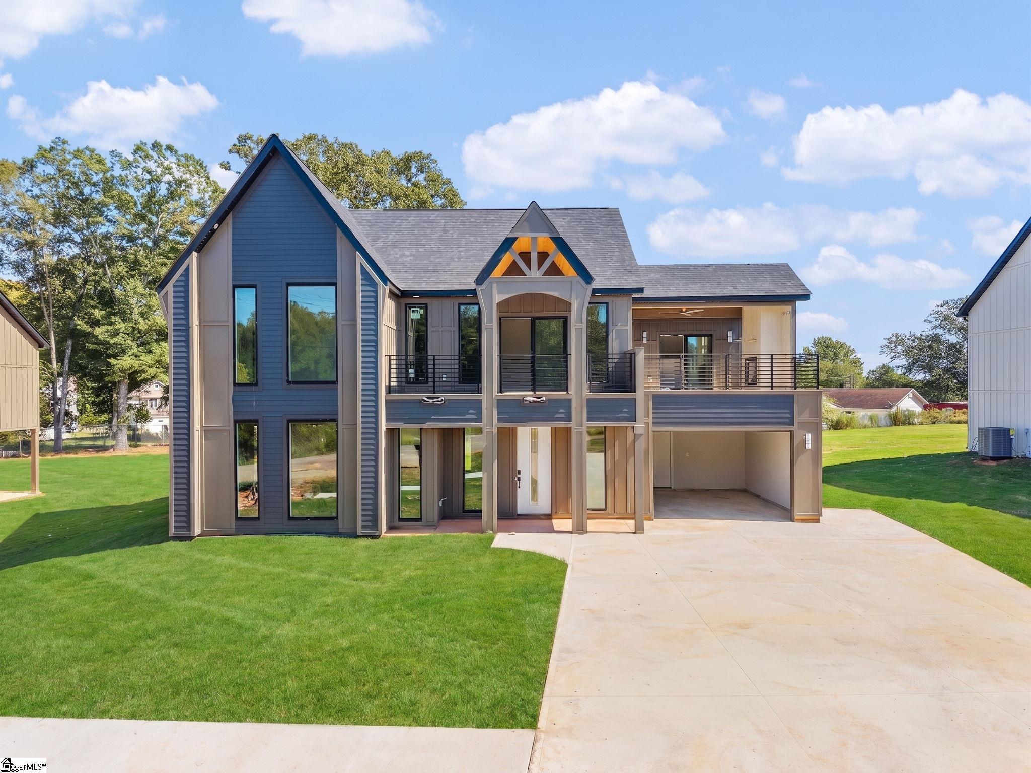Photo 1 of Single family home for sale at 10 James Shaver Trl, Greenville, SC 29607 | MLS# 1603688 | Listing updated on 2026-09-12