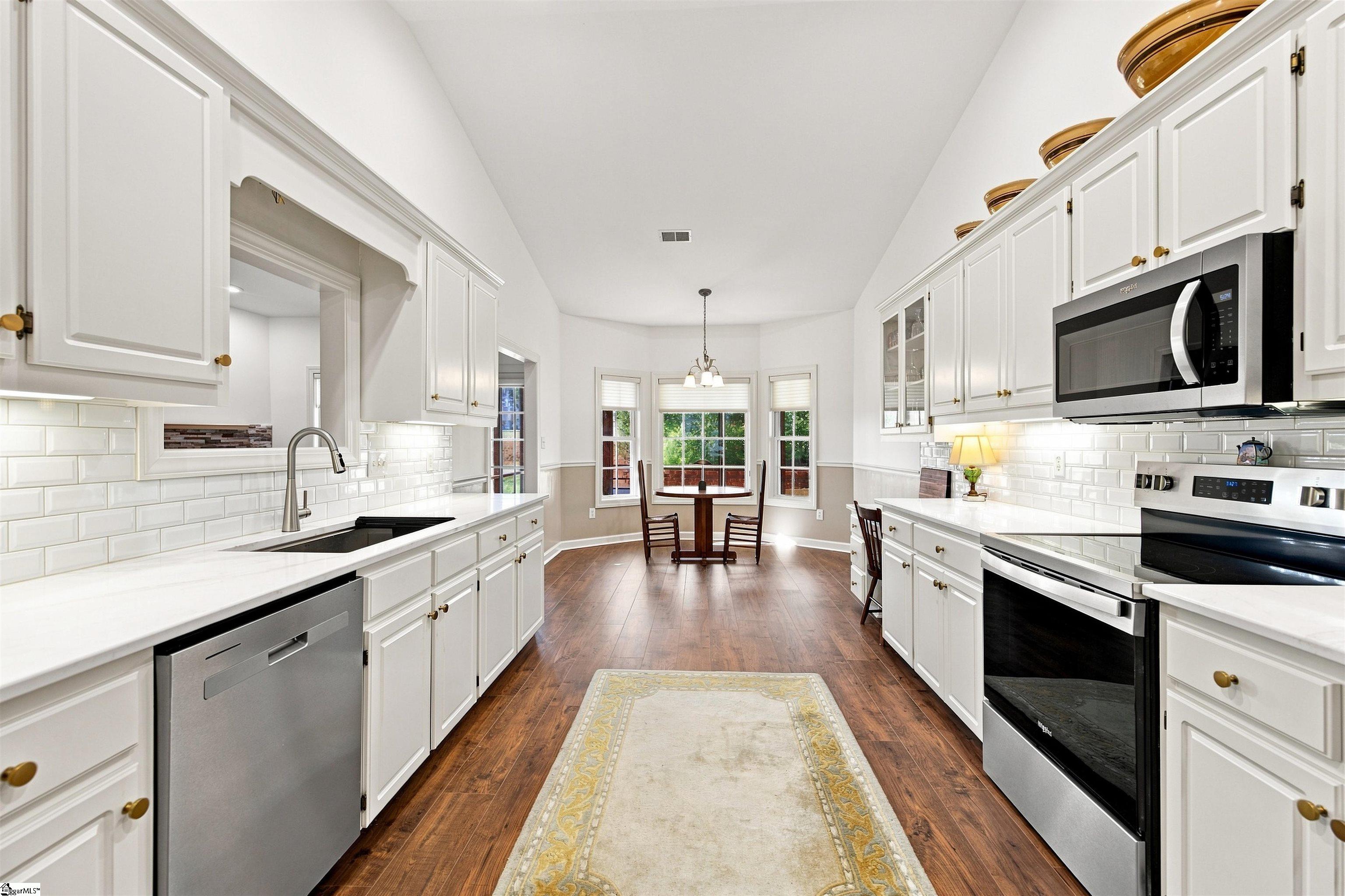 114 Hunters Village Drive, Greenwood SC 29649