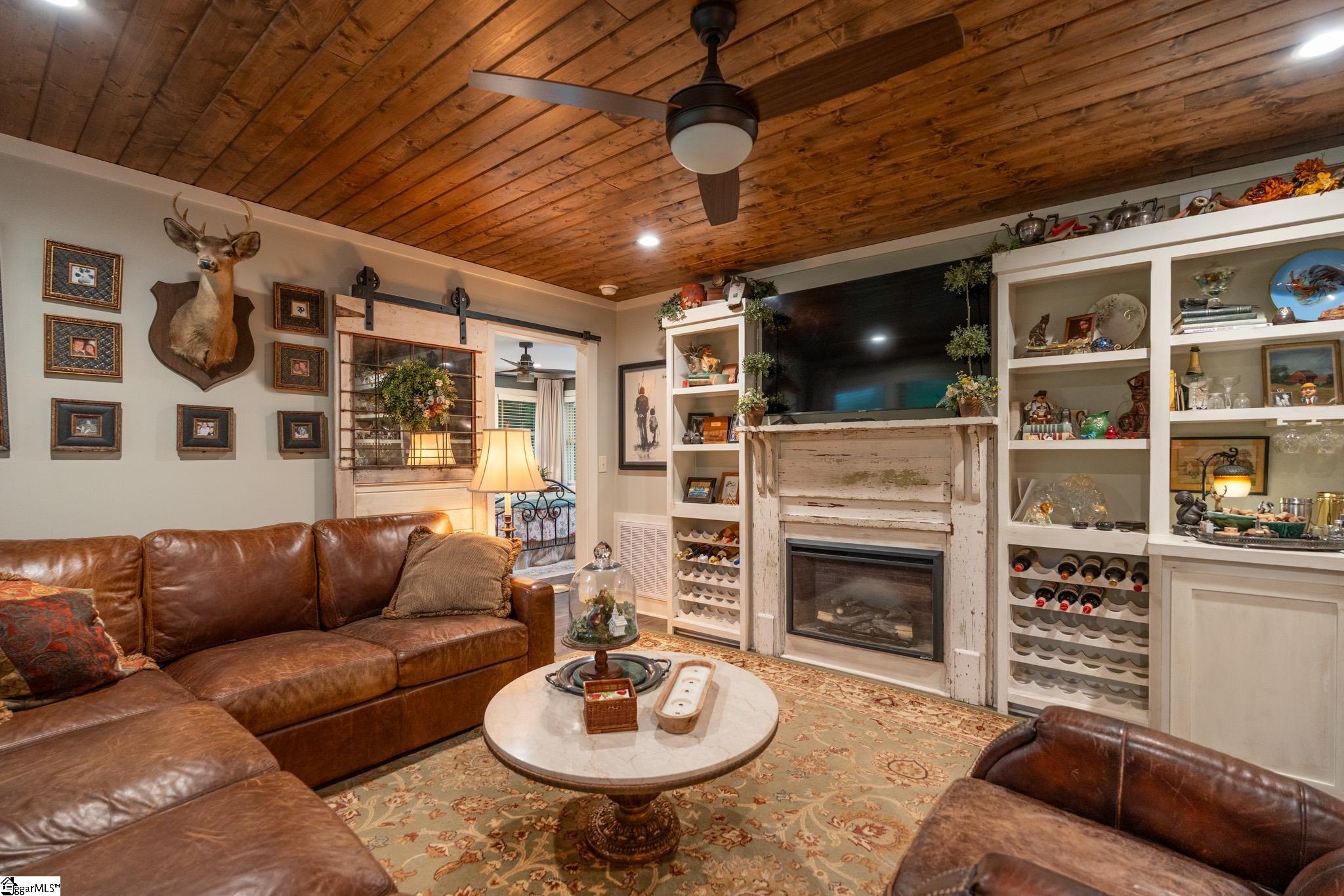 207 Blockhouse Road, Landrum SC 29356
