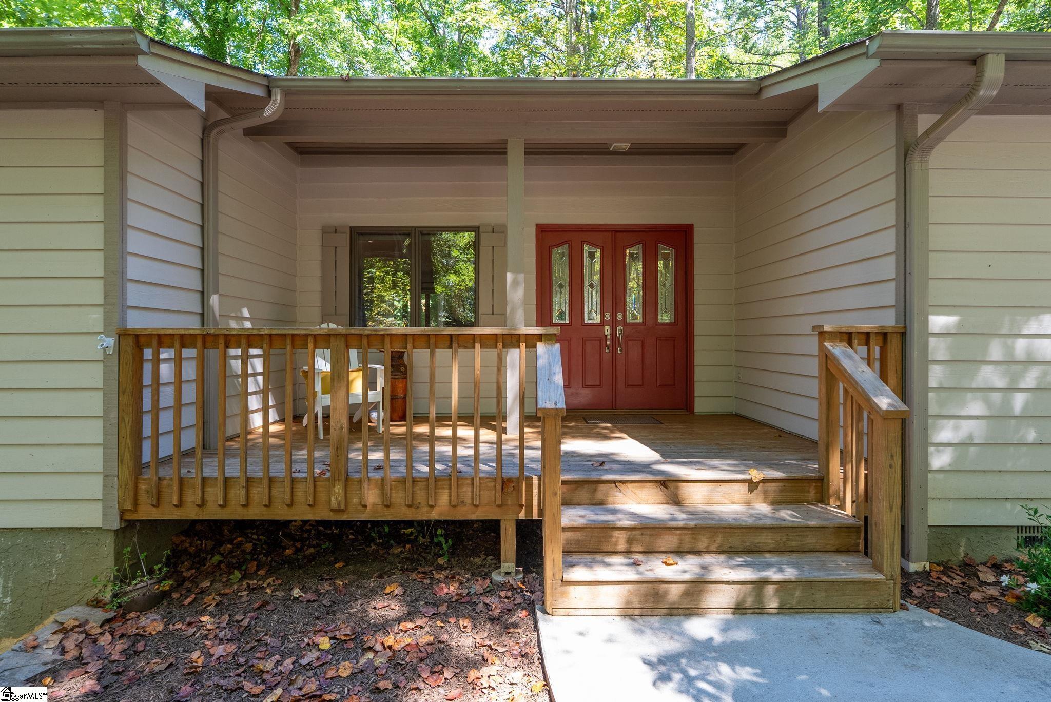 4 Mainsail Drive