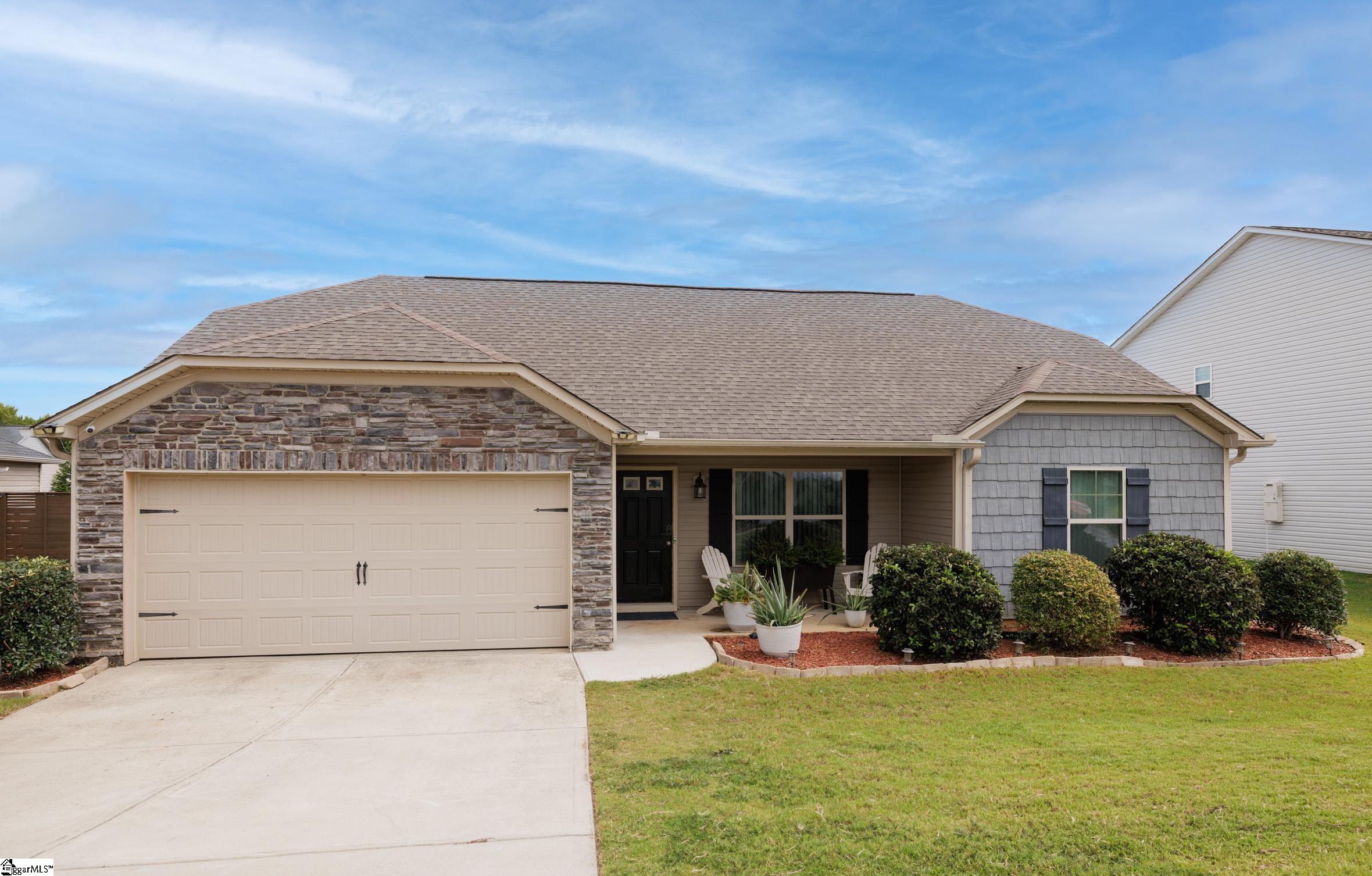 6 Babbling Creek Court, Fountain Inn SC 29644