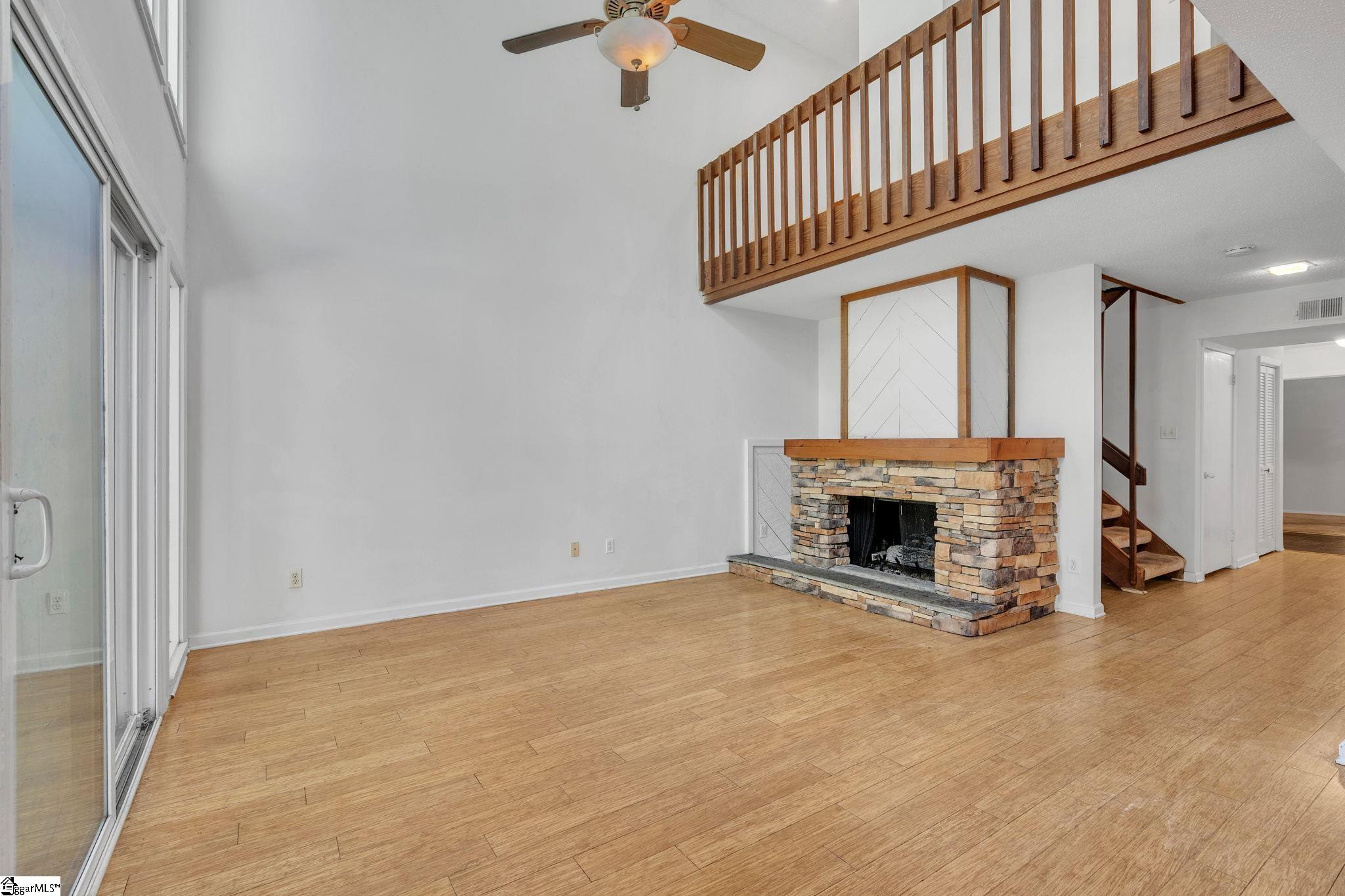Photo 3 of Condo for sale at 149 Ingleoak Ln, Greenville, SC 29615 | MLS# 1603753 | Listing updated on 2026-09-18