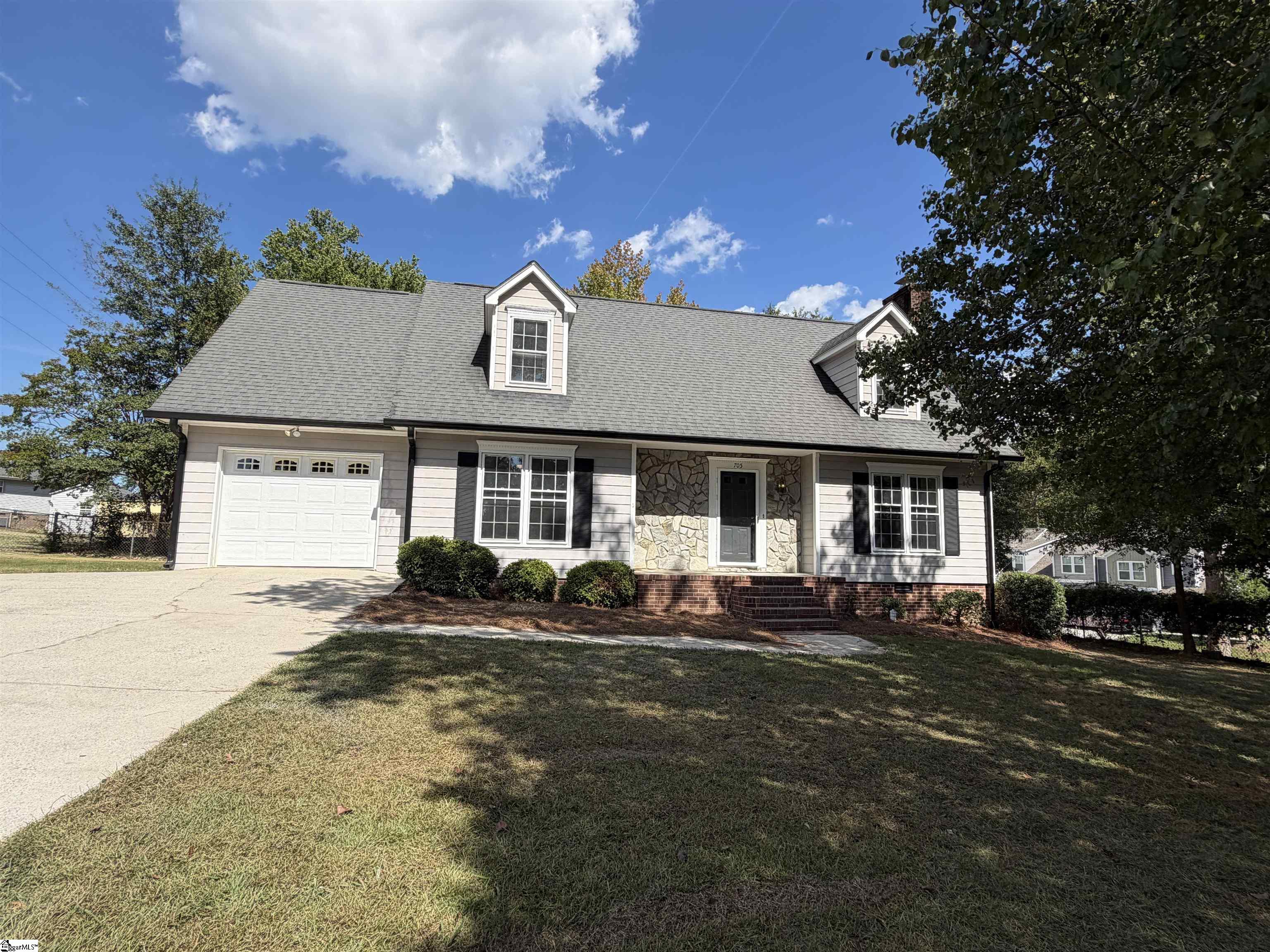705 Strange Road, Taylors SC 29687
