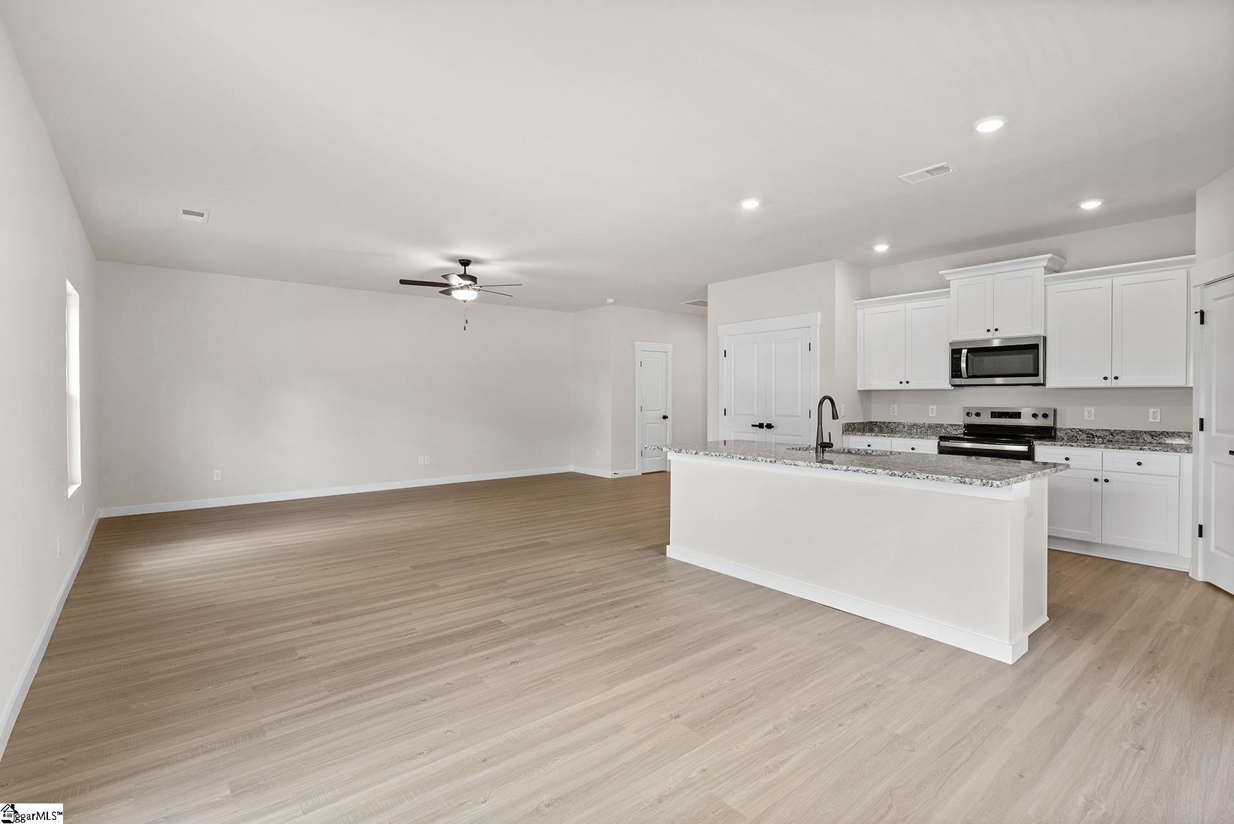 1237 Crested Iris Street