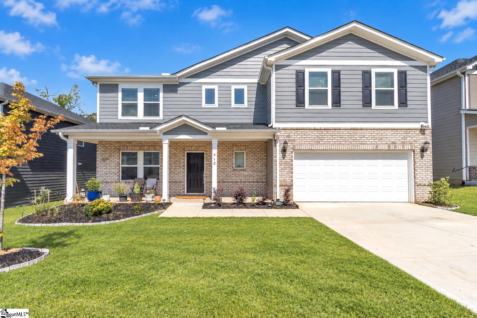 Single family home for sale at 912 Burghley Cir, Greer, SC 29651 | MLS# 1603816