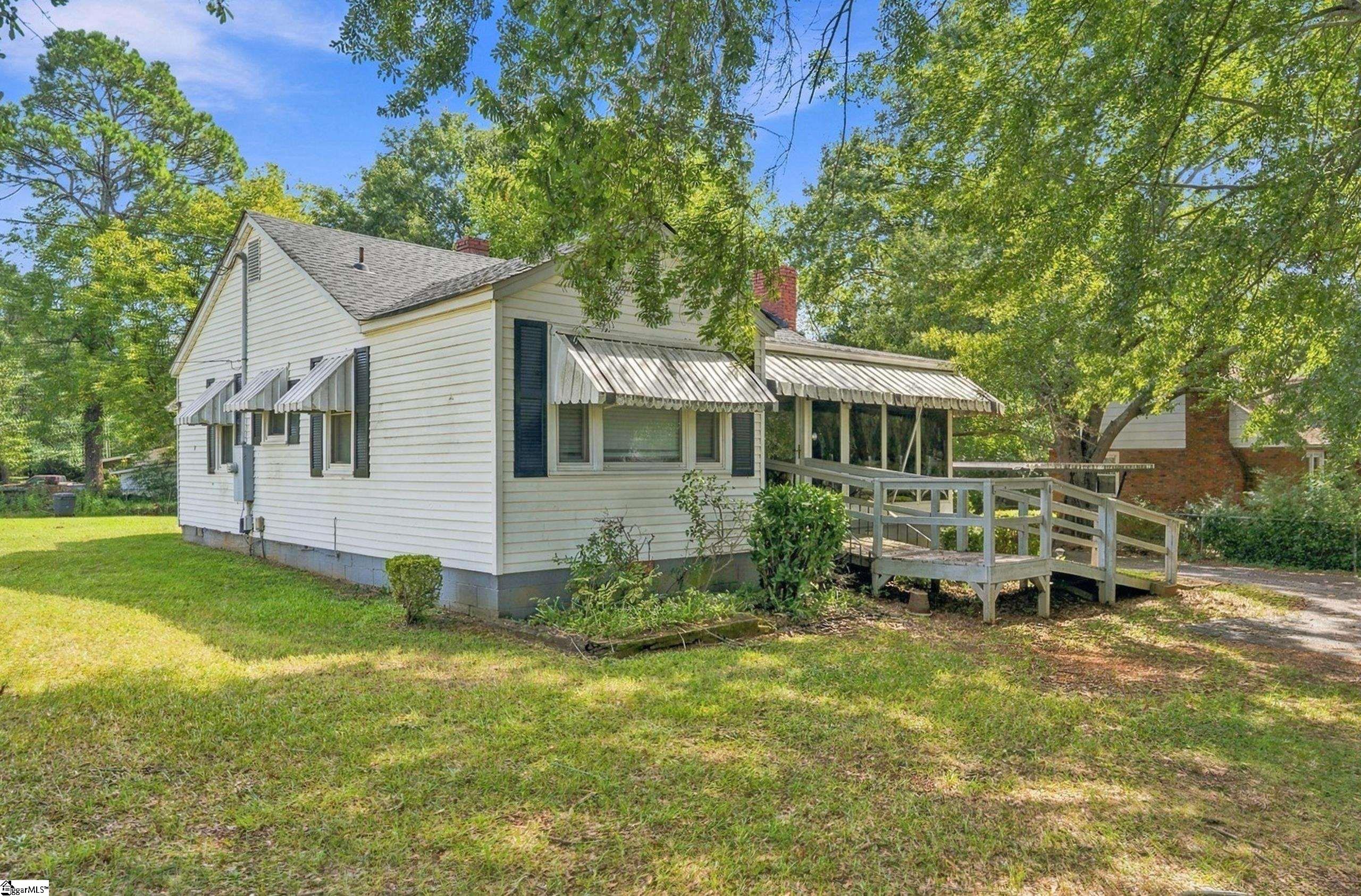 311 Robinson Drive, Spartanburg SC 29301