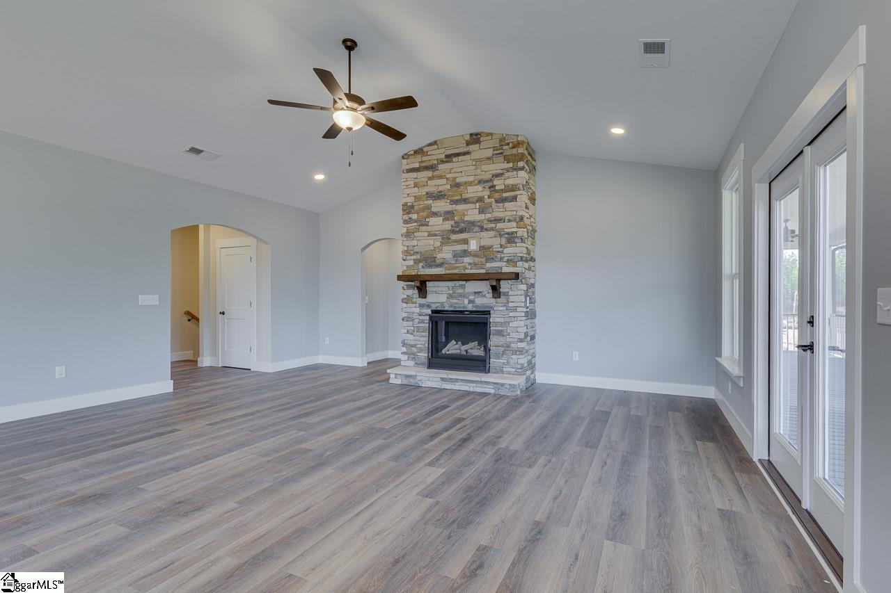 102 Powell Court, Easley SC 29640