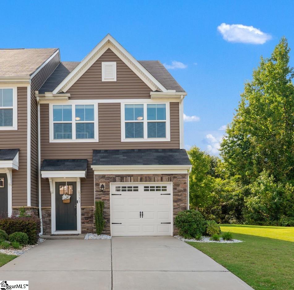 135 Lilywood Court, Simpsonville SC 29681