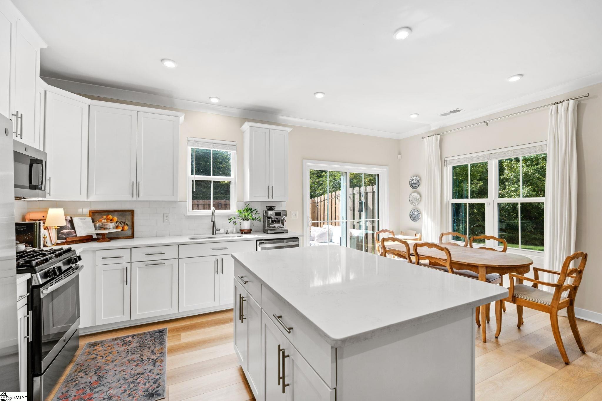 135 Lilywood Court, Simpsonville SC 29681