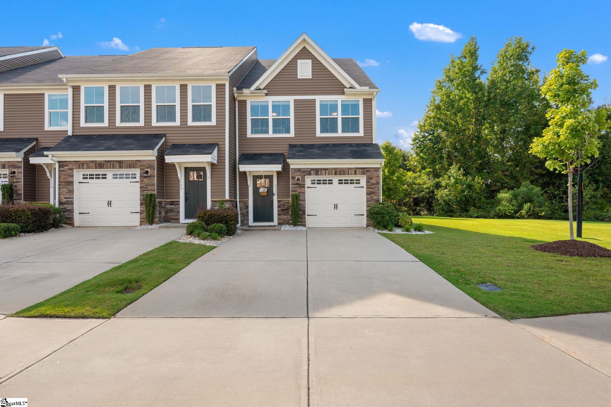 135 Lilywood Court, Simpsonville SC 29681