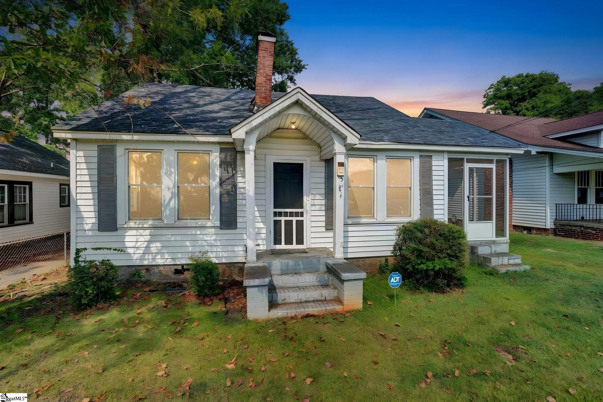 526 Perry Avenue